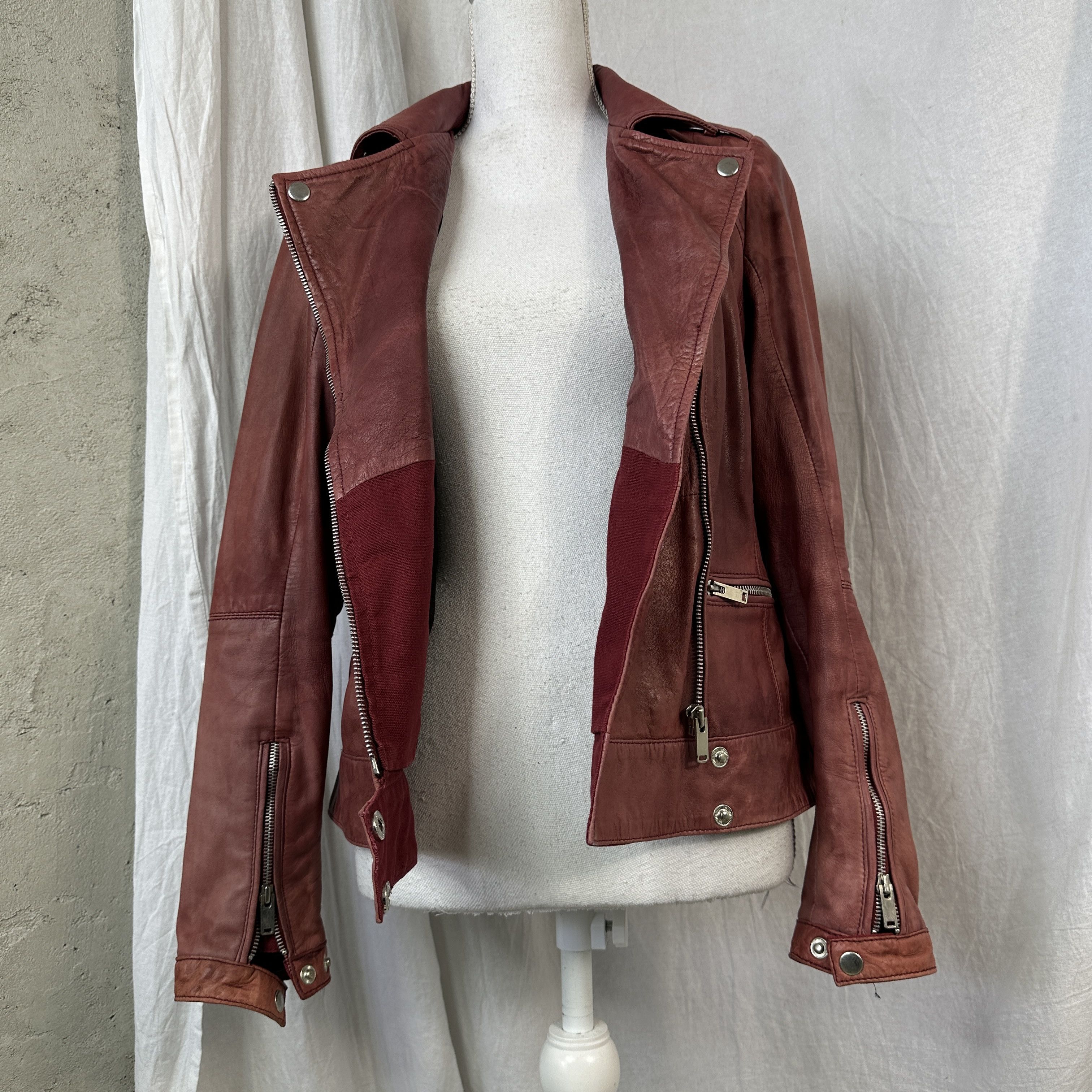 Vintage Vintage Avant Garde Y2K Biker Moto Cherry Red Faded Jacket Size US S / EU 44-46 / 1 - 6 Thumbnail