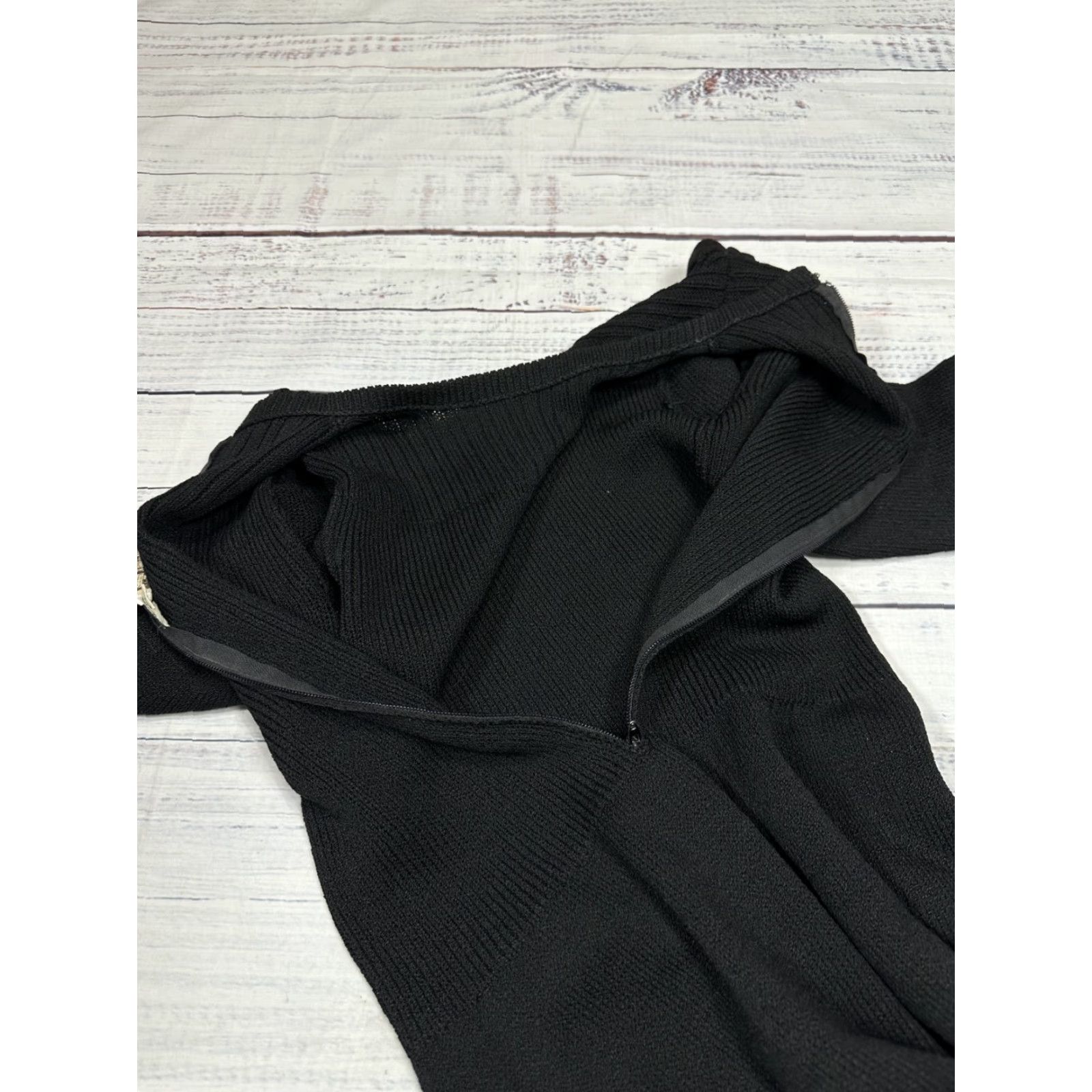 St. John VINTAGE St. John for I. Magnin Black Knit Sweater Dress Long Sleeve XXS Dress Womens Knit Wool Rayon Knee Length Size XXS / US 00 / IT 34 - 5 Thumbnail