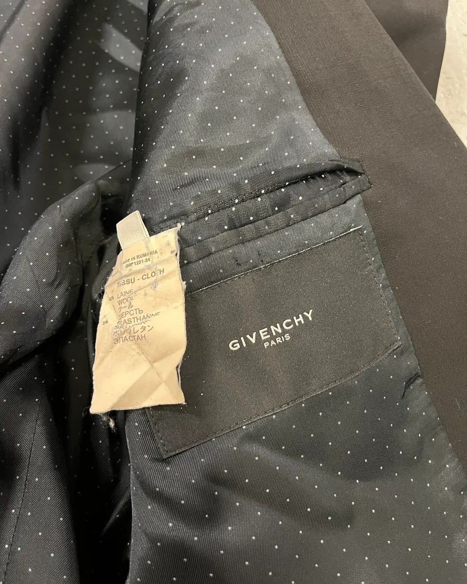 Givenchy 2000s Givenchy Black Wool Classy Blazer Jacket Size US M / EU 48-50 / 2 - 9 Thumbnail