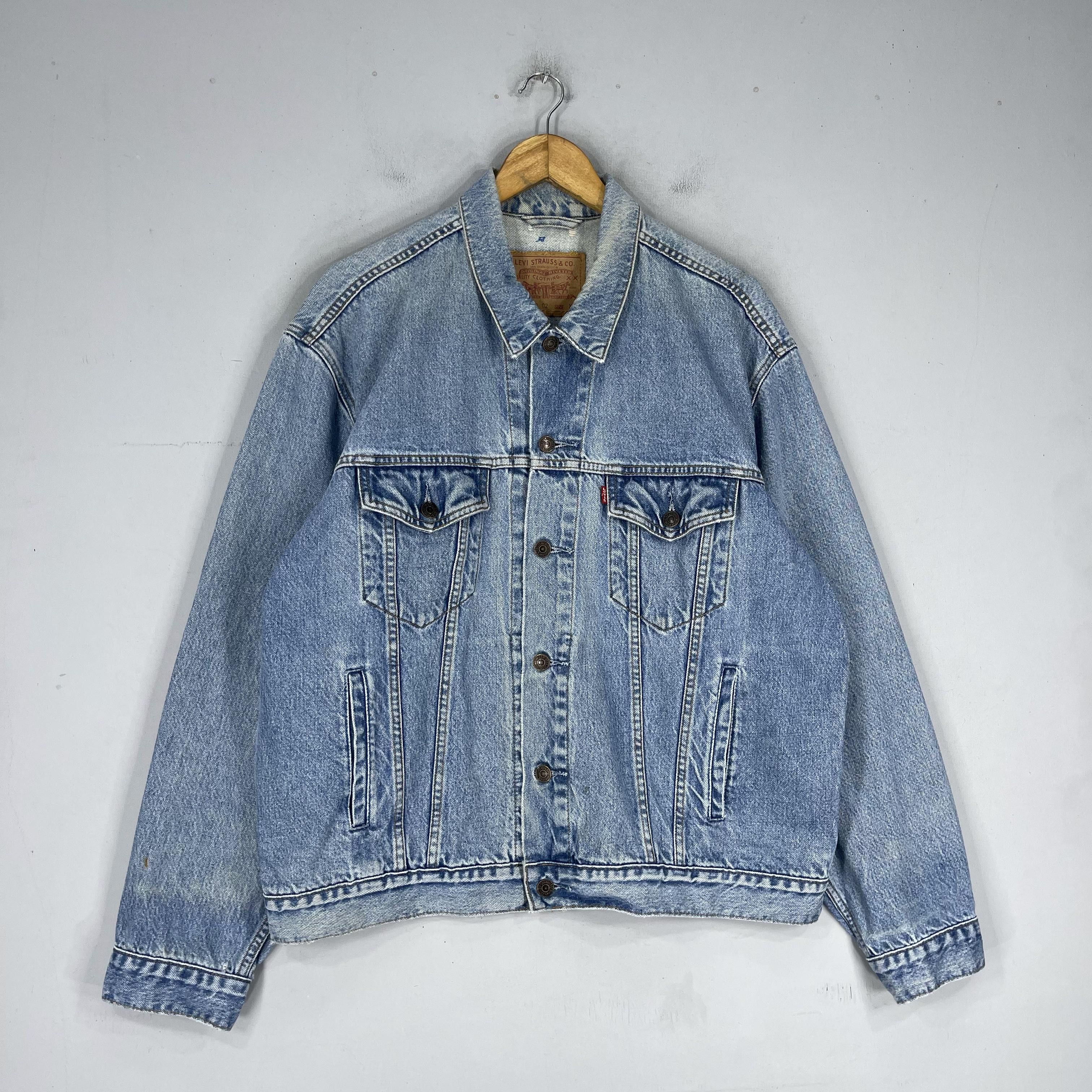 Levi's Vintage LEVIS 70503 Distressed Denim Trucker Jacket Size US XL / EU 56 / 4 - 4 Thumbnail
