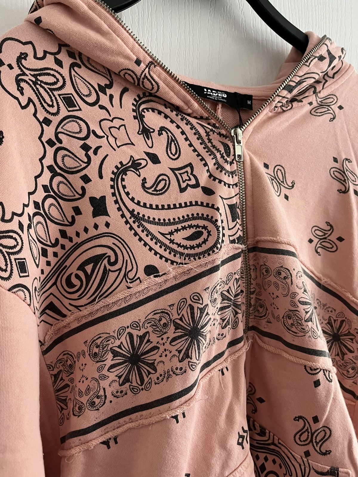 Jaded London BNWT JADED LONDON PINK BANDANA PAISLEY ZIP HOODIE Size US L / EU 52-54 / 3 - 3 Thumbnail