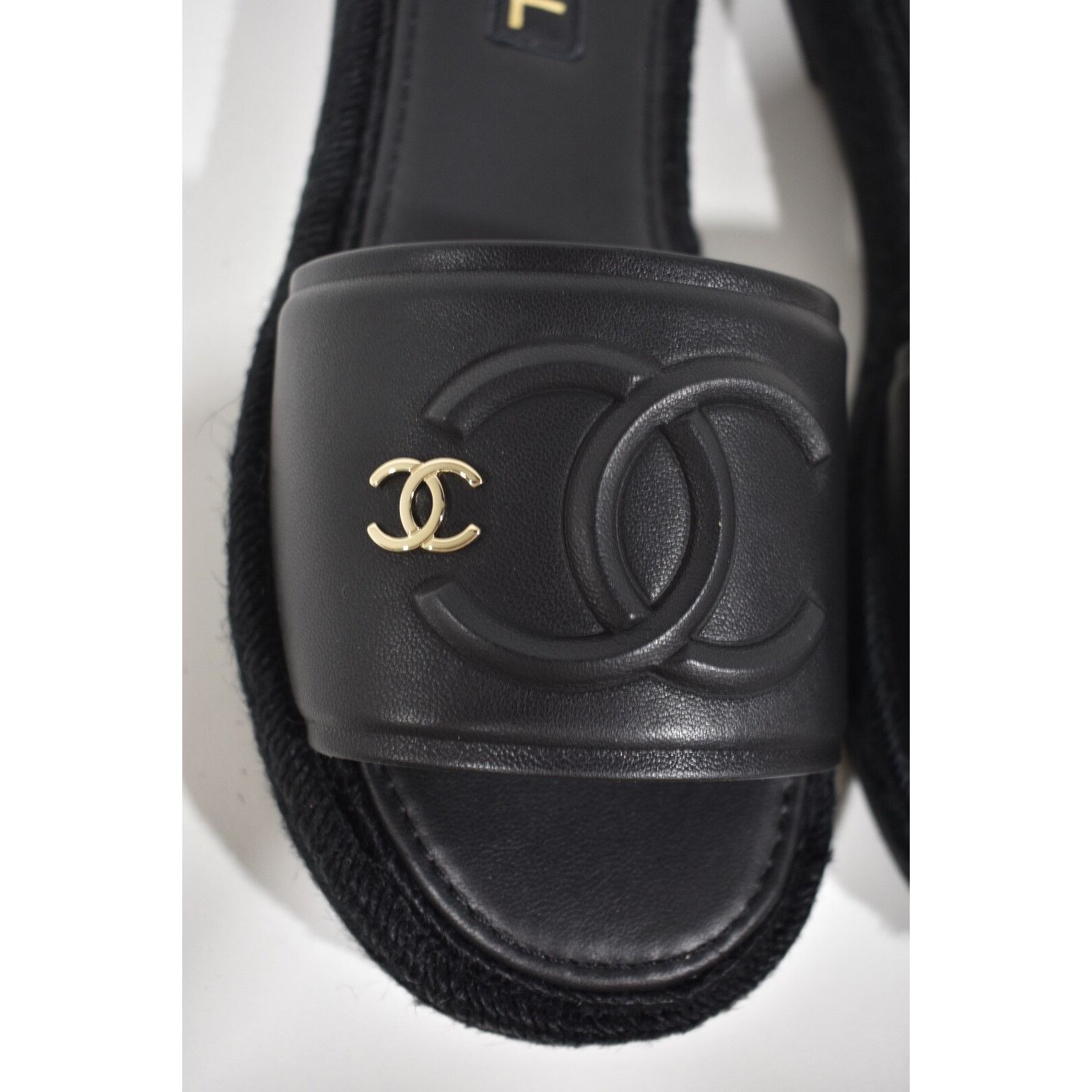 Chanel Chanel 23C Black Lambskin Leather CC Logo Slide Size US 12 / IT 42 - 5 Thumbnail