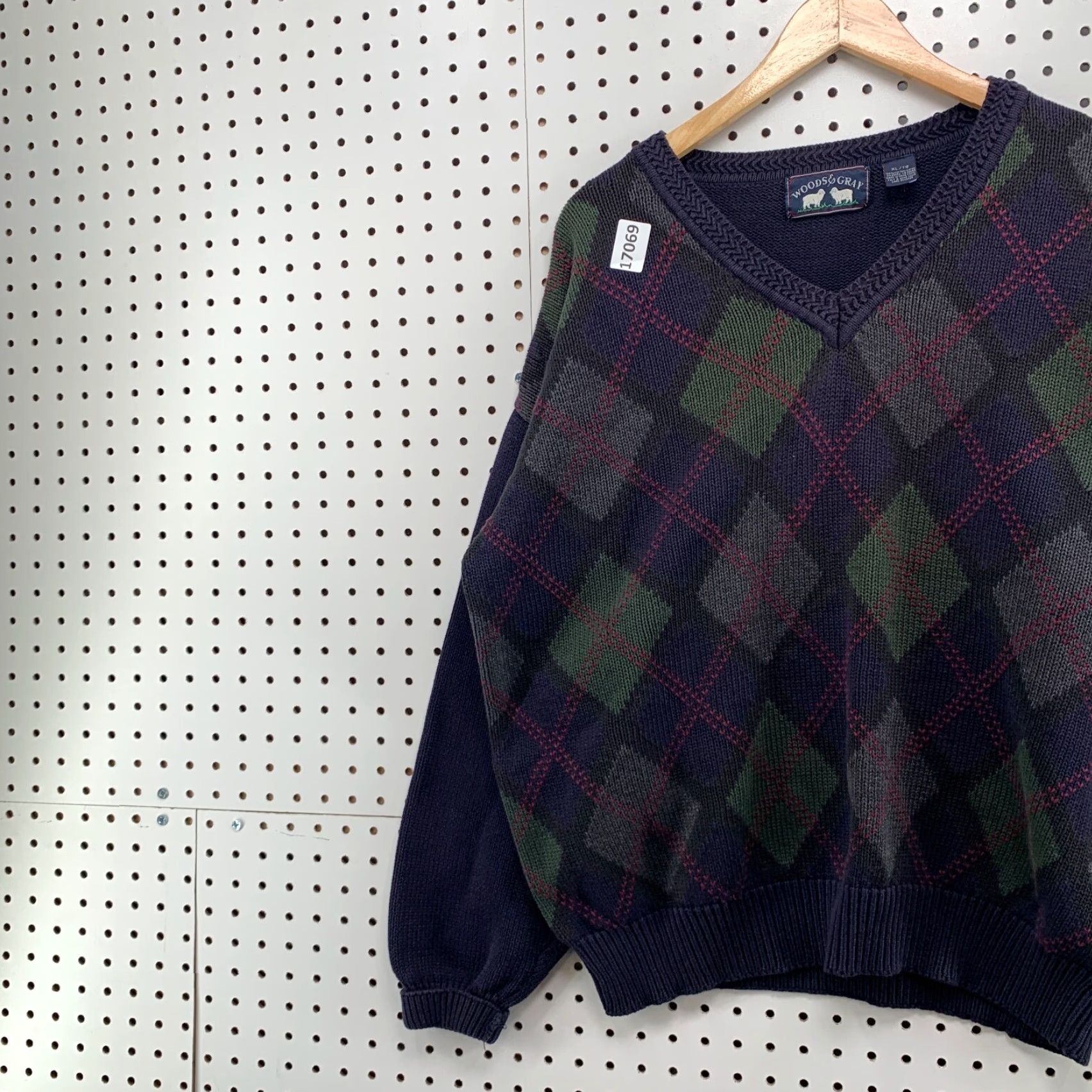 Vintage VINTAGE Woods & Gray Plaid Knit Sweater Mens XL Blue Argyle V-Neck Pullover - Knit Sweater Pattern: Argyle/Diamond Keeps Warm? Size US XL / EU 56 / 4 - 3 Thumbnail