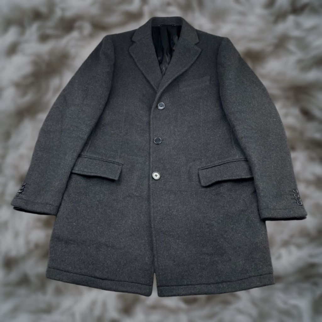 Saks Fifth Avenue Saks Fifth Avenue Men’s Overcoat Coat Wool Blend Charcoal Gray Large Trim Fit Lined Button Pockets Casual 3-Button Size US L / EU 52-54 / 3 - 1 Thumbnail
