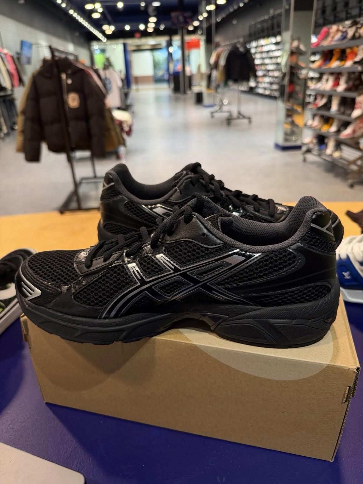 Asics ASICS Gel-1130 Black Pure Silver Men (9.5) 1201A906-001 NEW Size US 9.5 / EU 42-43 - 8 Thumbnail