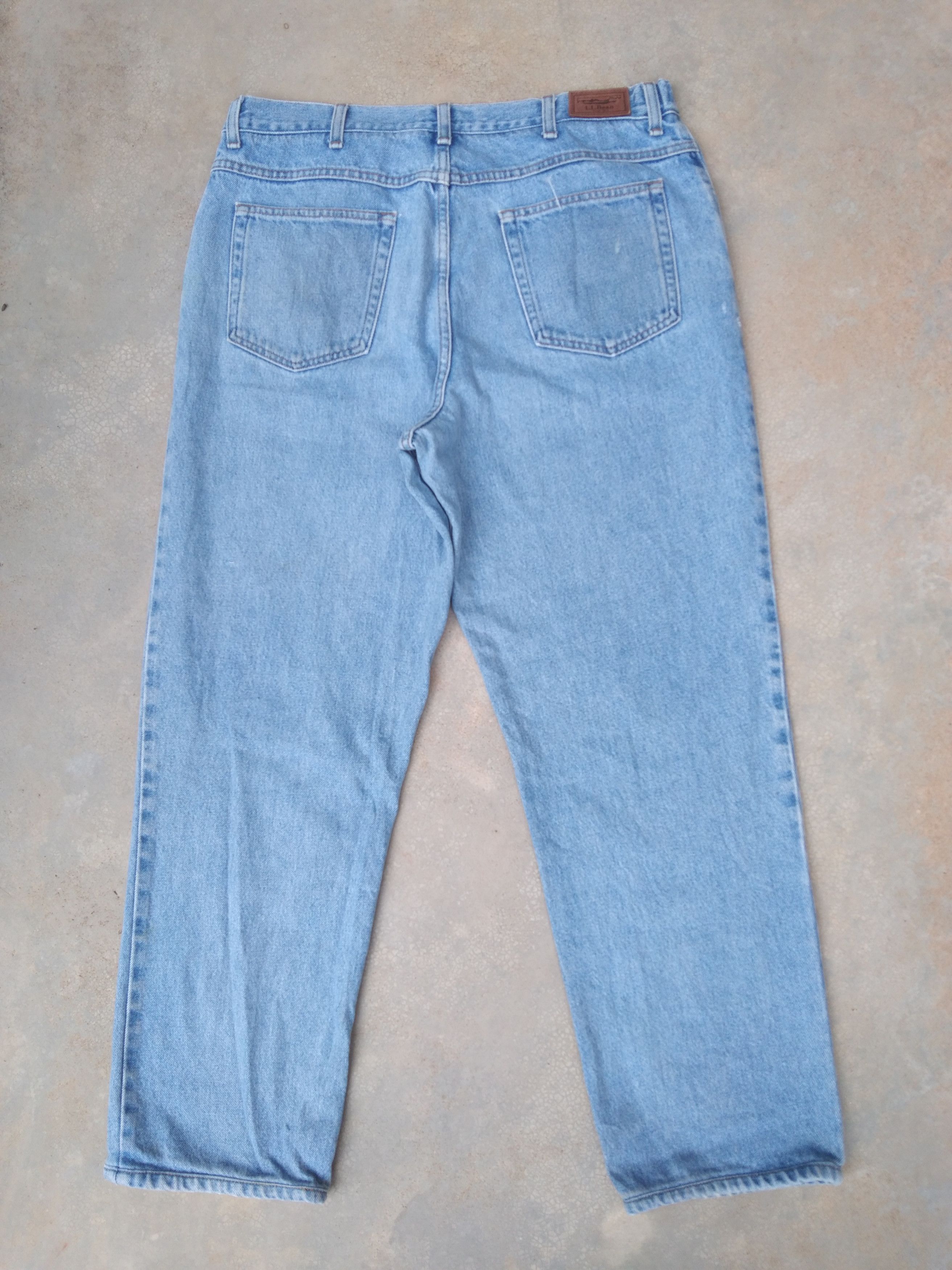 L.L. Bean Vintage L.L Bean Jeans 35x30 Size US 35 - 2 Thumbnail