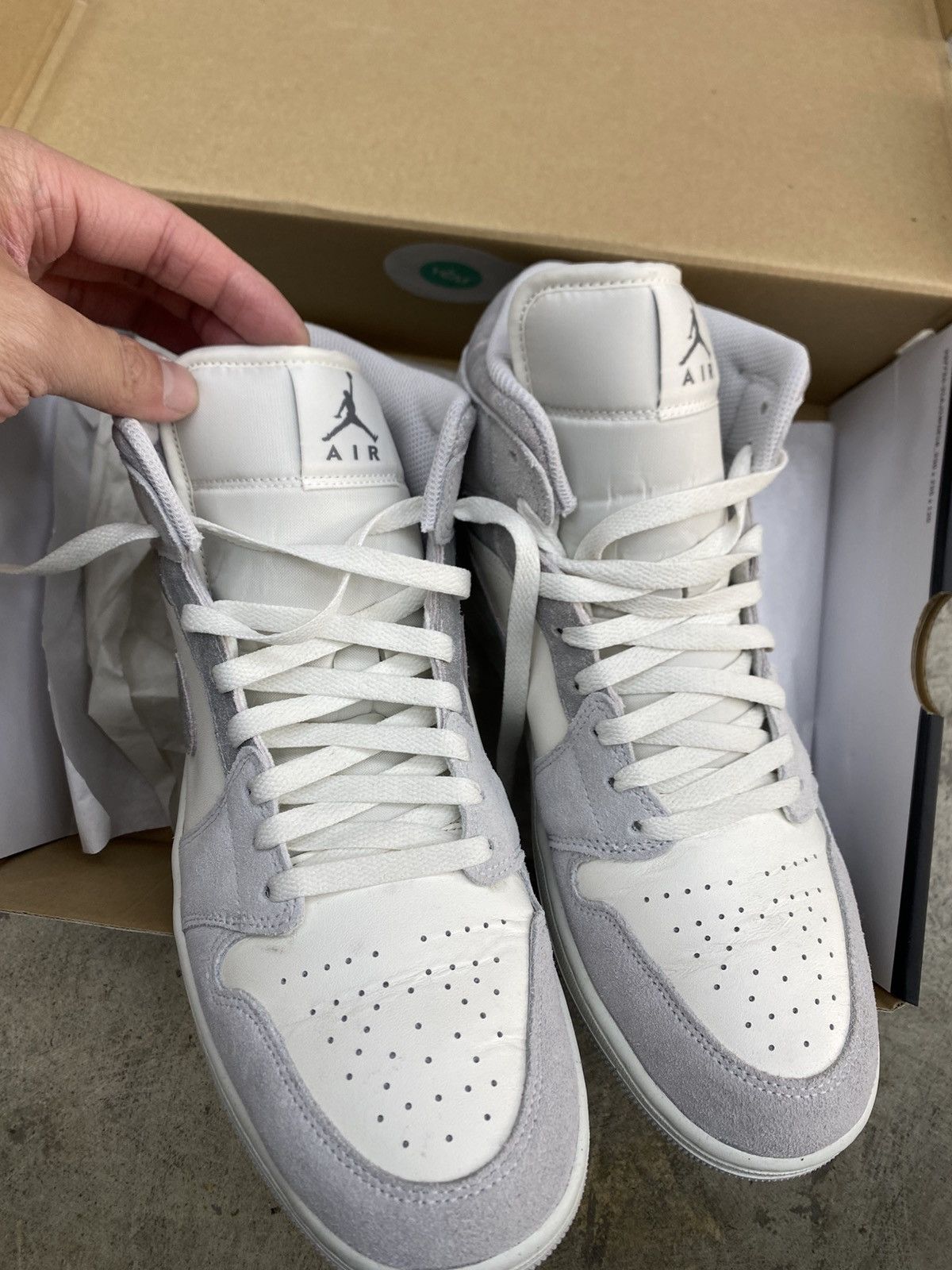 Jordan Brand Jordan 1 Mid SE Neutral Gray Sail Size US 10 / EU 43 - 6 Thumbnail