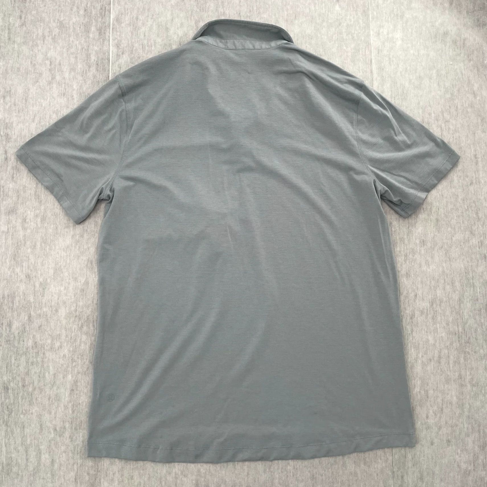 Lululemon VINTAGE Lululemon Tech Polo Shirt Mens XL Short Sleeve Athletic Casual Activewear Blue Size US XL / EU 56 / 4 - 2 Thumbnail