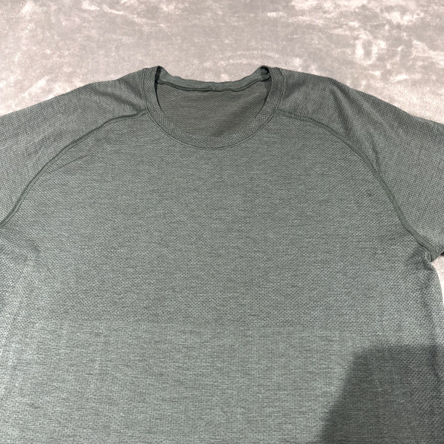Lululemon Lululemon Metal Vent Shirt XL Short Sleeve Green Gym Training Workout Men Regular T-Shirt Jersey Athletic Stretch Size US XL / EU 56 / 4 - 2 Thumbnail