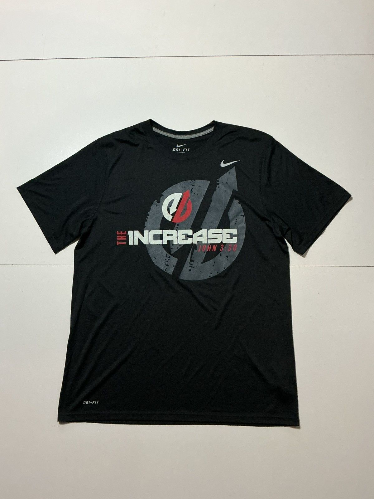Nike Nike Dri Fit The Increase John 3:30 Training Graphic T-Shirt Size US XL / EU 56 / 4 - 1 Thumbnail
