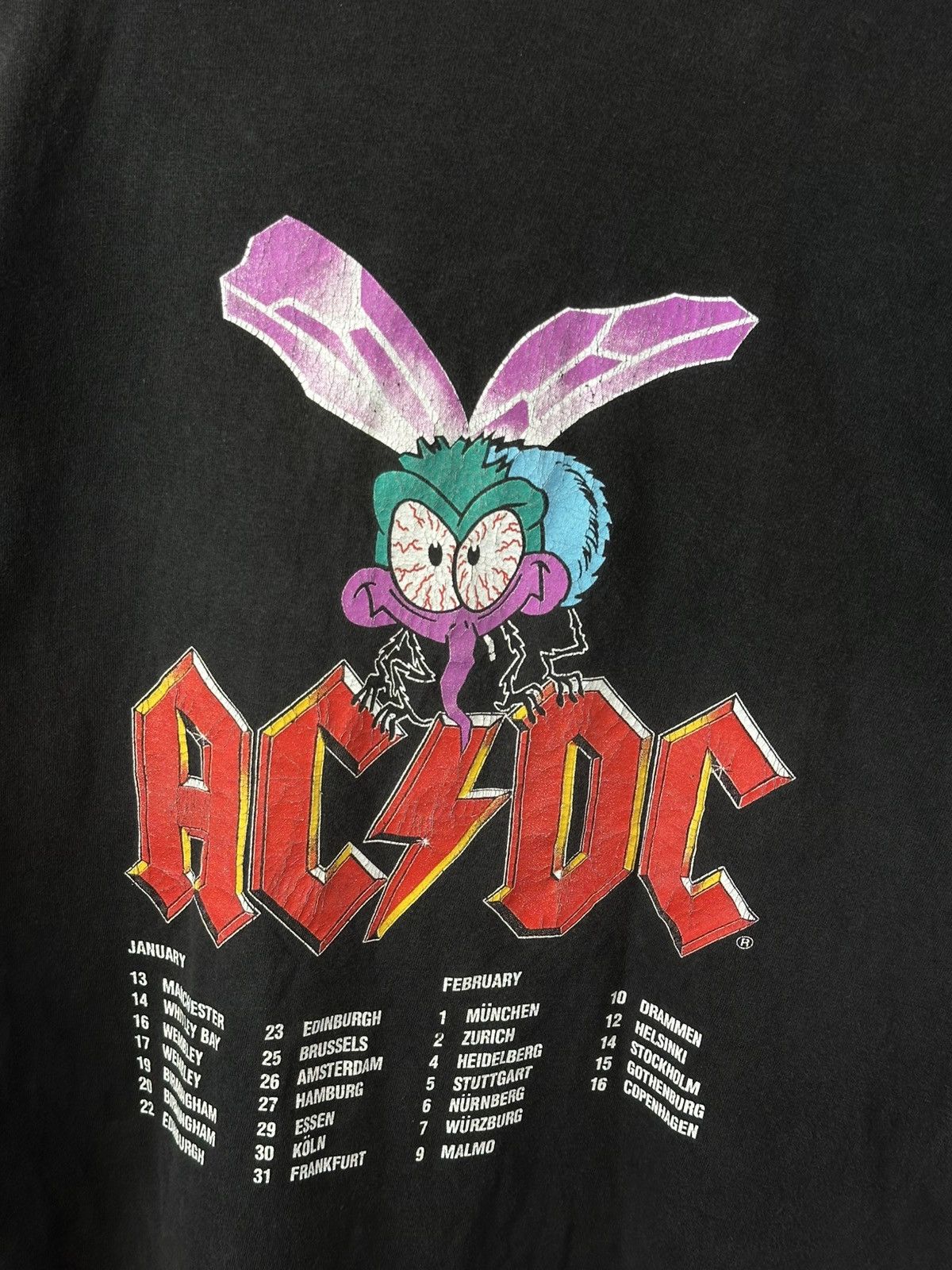 Vintage AC/DC Fly on the Wall Tour 90s Single Stitch Tee Faded Size US L / EU 52-54 / 3 - 14 Thumbnail