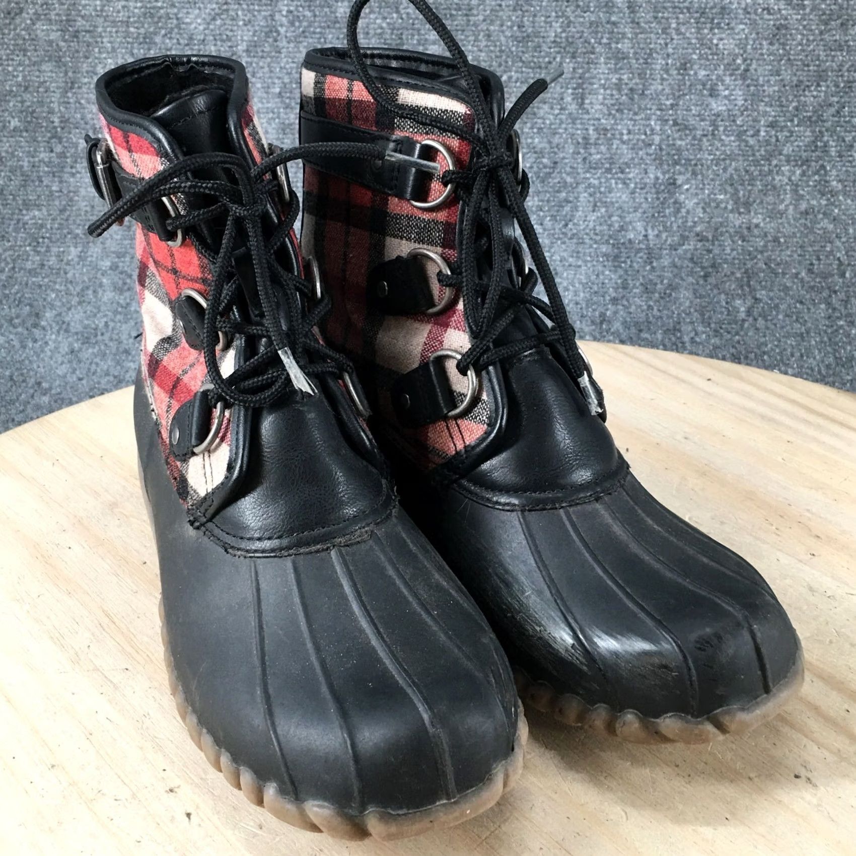 Vintage BareTraps Duck Boots Womens 7 M Fahn Snow Winter Plaid Ankle Bootie Red Lace Up Size US 7 / IT 37 - 3 Thumbnail