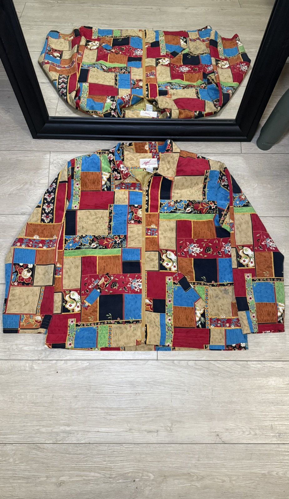 Bape Vintage / Y2K 1980s Unique Floral Patchwork Jacket Size M / US 6-8 / IT 42-44 - 1 Thumbnail