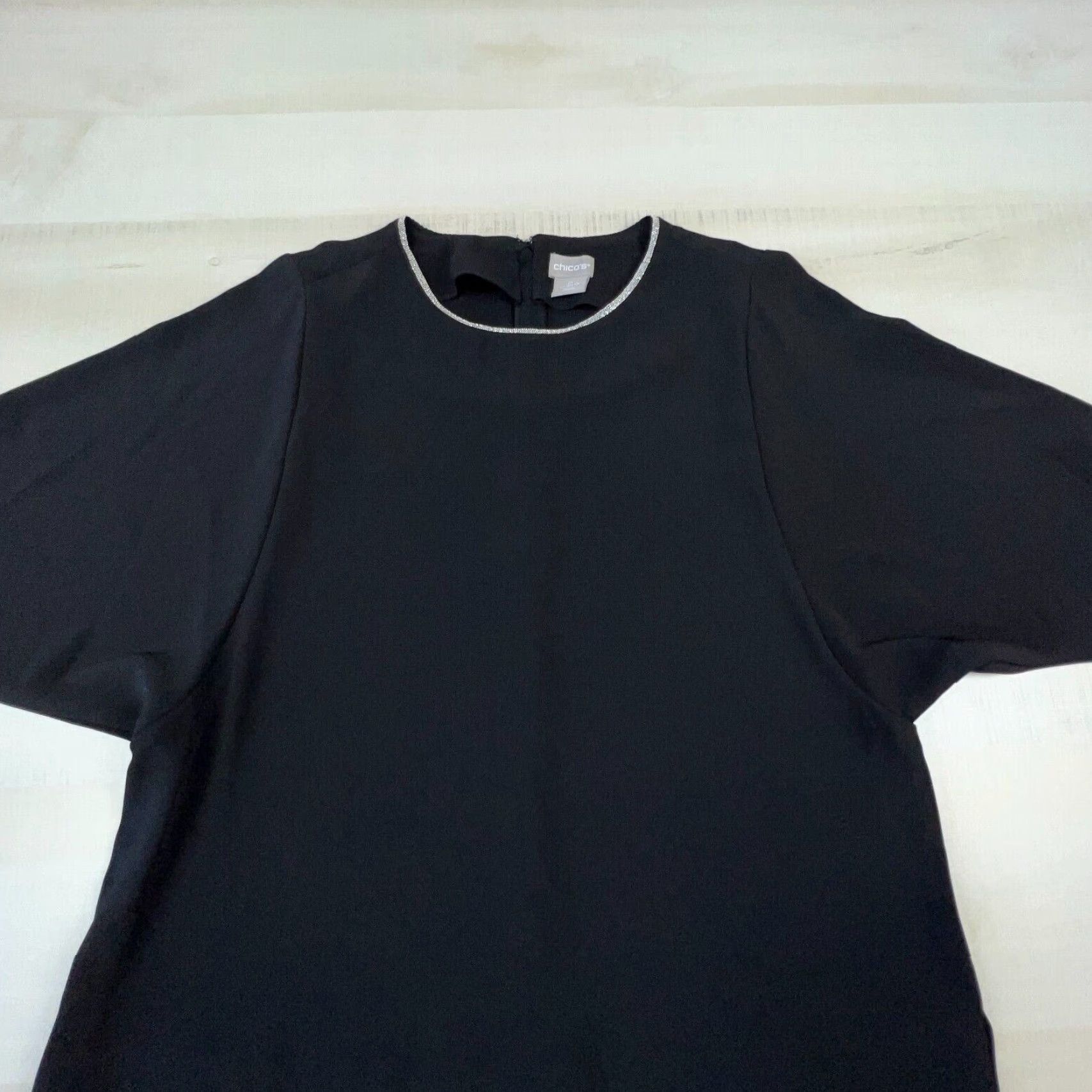 Vintage Chicos Black Long Sleeve Blouse Top Womens 4 Embellished Neckline Size S / US 4 / IT 40 - 2 Thumbnail