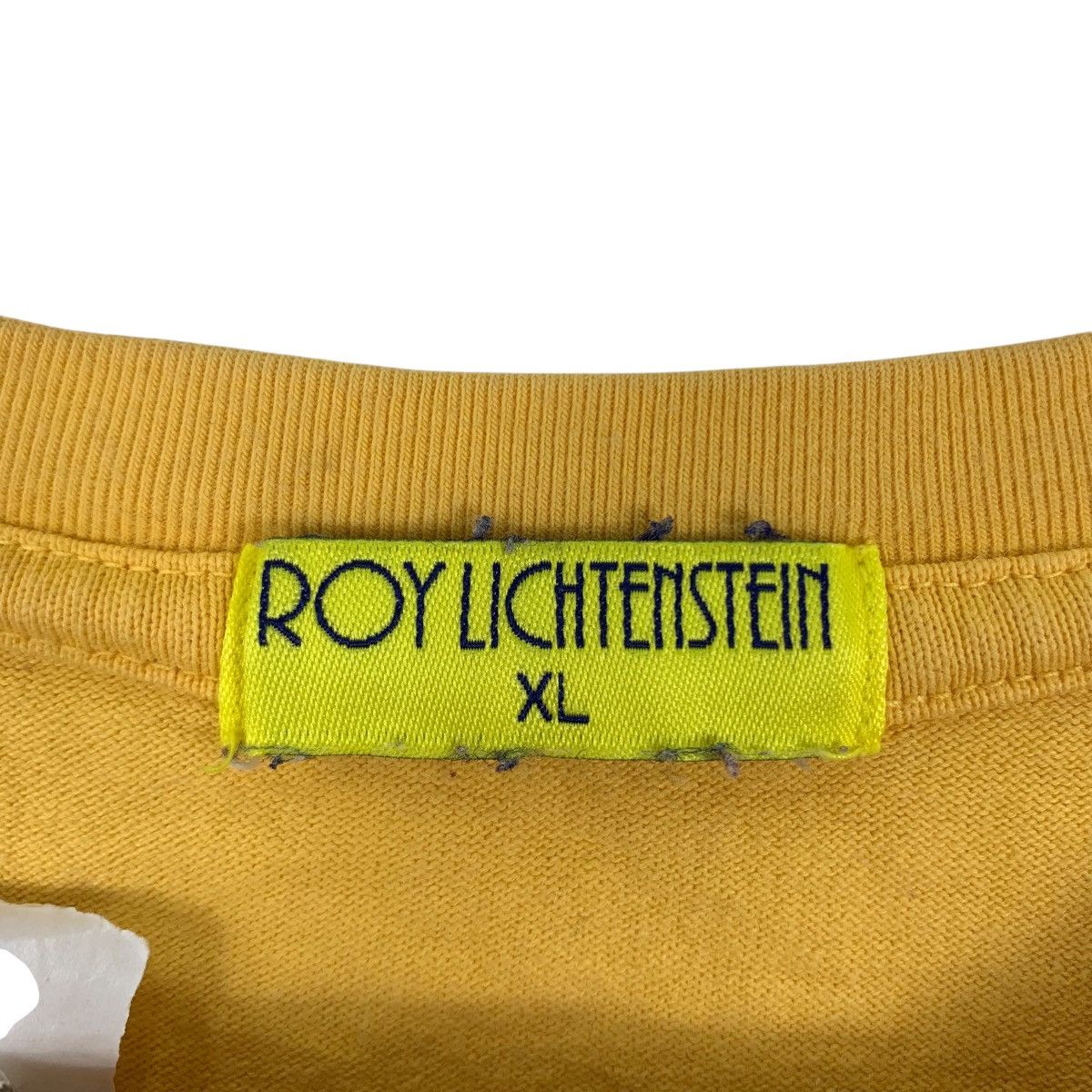 Vintage Y2K ROY LICHTENSTEIN Hotdog By Uniqlo Pop Art Tshirt Size US XL / EU 56 / 4 - 6 Thumbnail