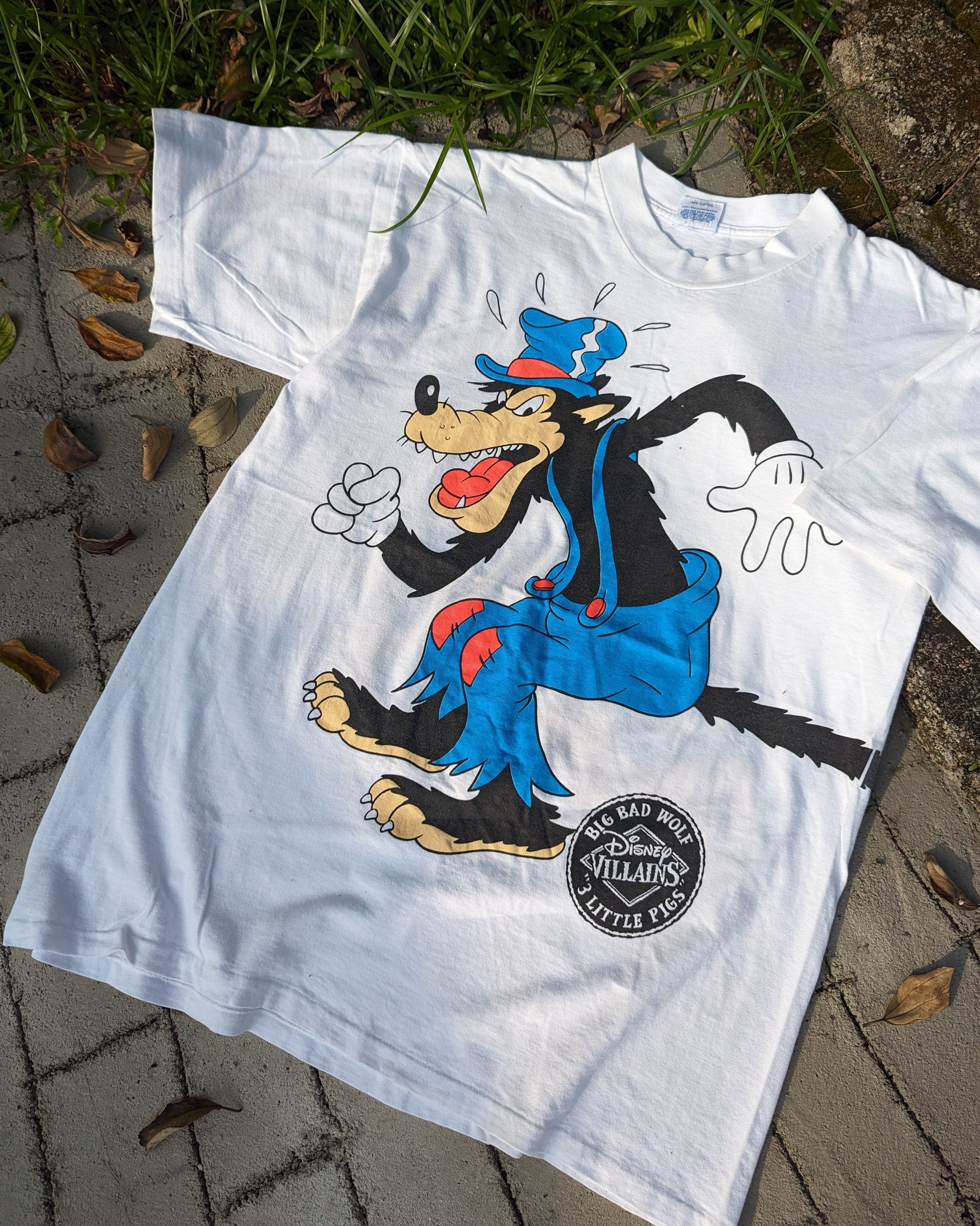 image of Cartoon Network x Disney Vintage 80's Big Bad Wolf Disney Shirt in White, Men's (Size Large)