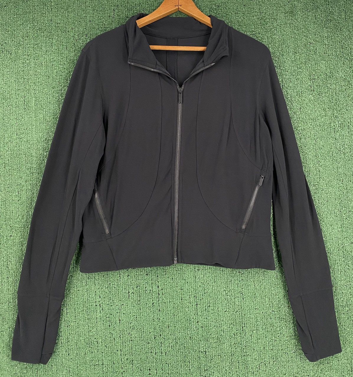 Lululemon Lululemon Full Freedom Black Cropped Jacket Women’s Size 12 Size XL / US 12-14 / IT 48-50 - 1 Thumbnail