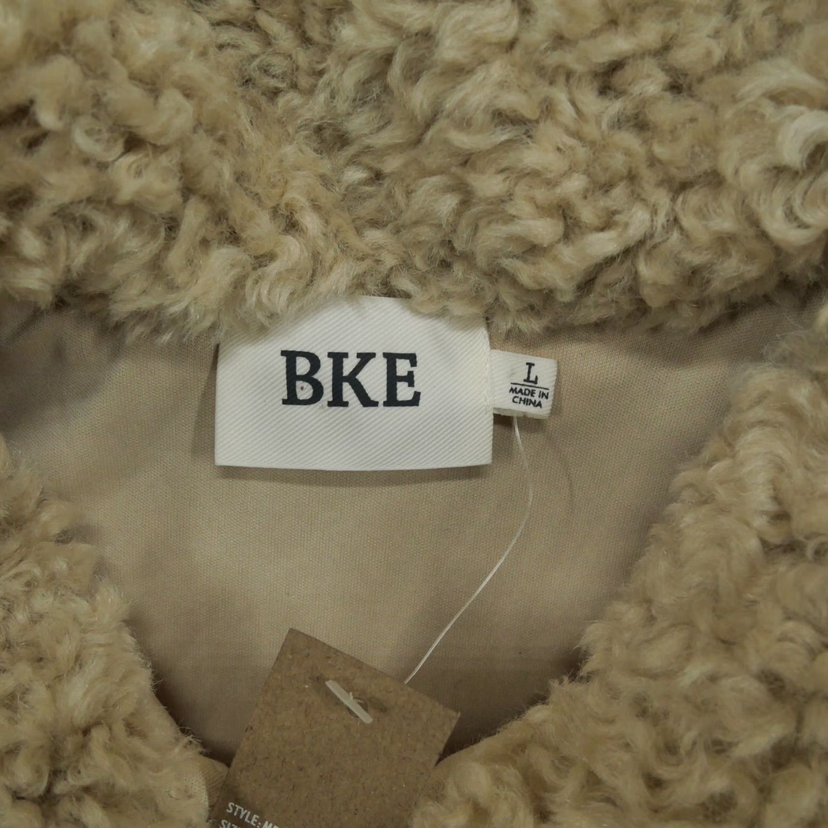 Vintage BKE Vest Womens Large Tan Cream Sherpa Fleece Casual Toggle Buttons Size L / US 10 / IT 46 - 2 Thumbnail