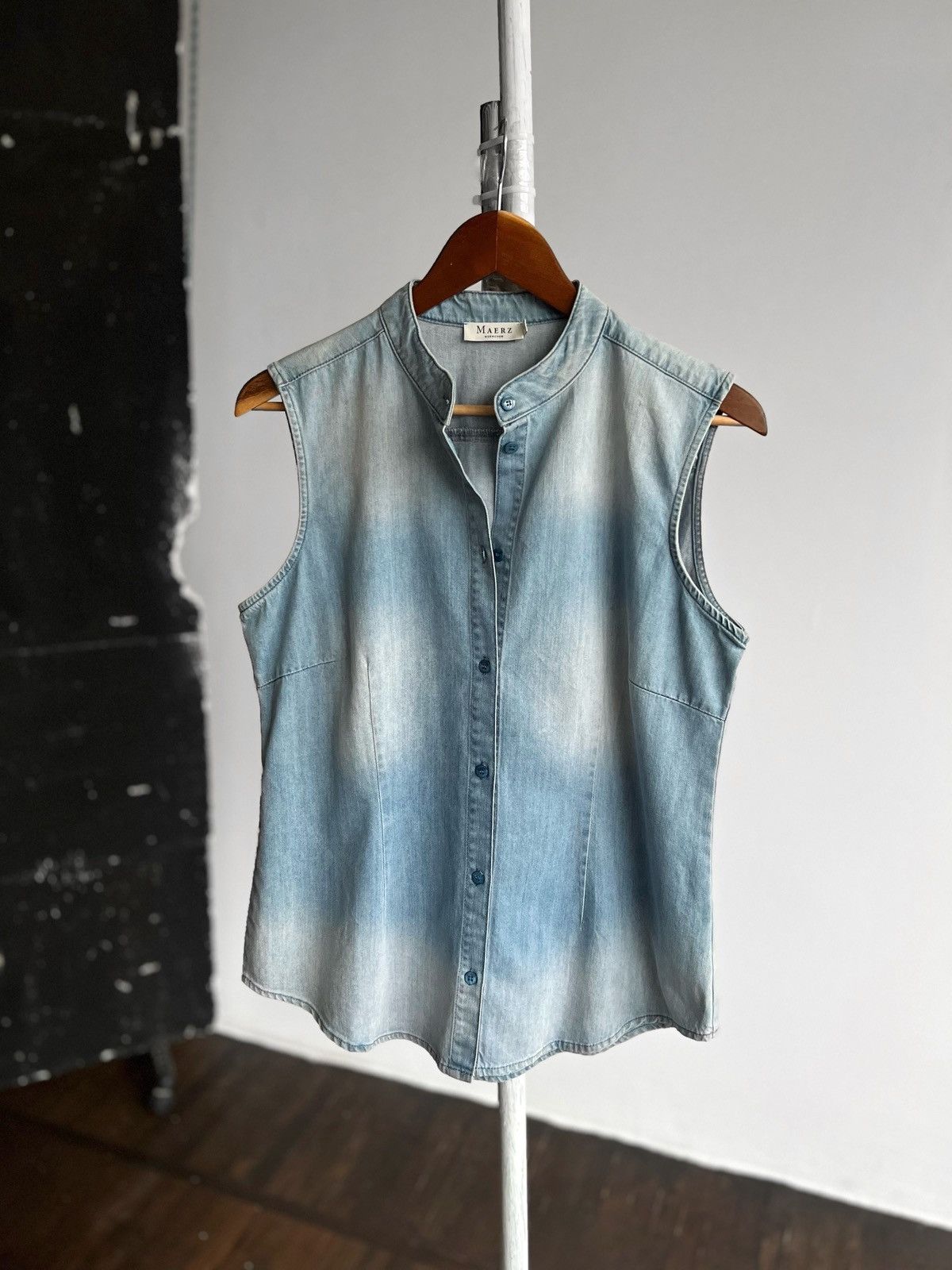 Designer × Other Maerz Muenchen Germany Jean Denim Sleeveless Blue Top Vest Size M / US 6-8 / IT 42-44 - 1 Thumbnail