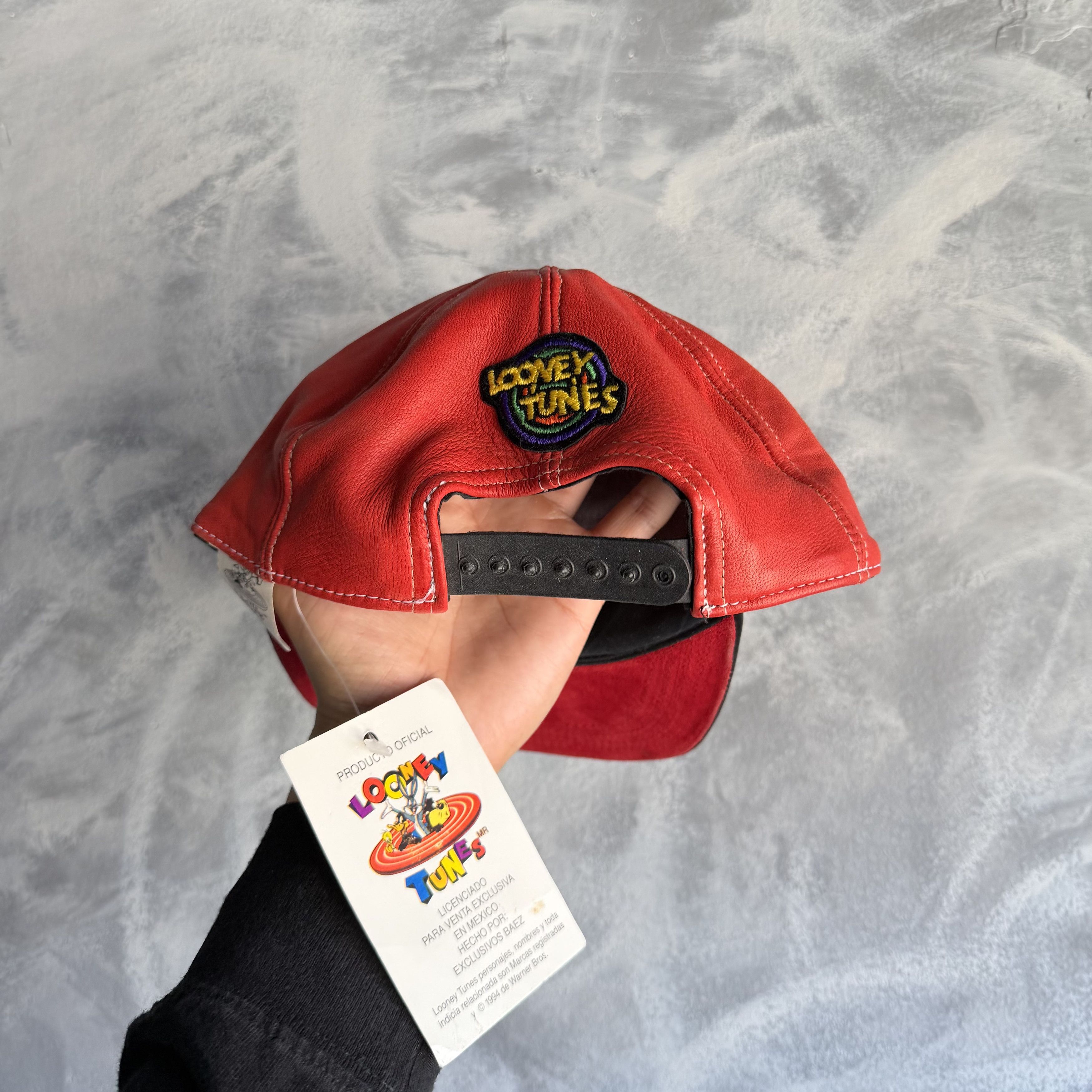 Other Vintage Looney Tunes Baez Leather Caps DS Snapback Hat Size ONE SIZE - 6 Thumbnail