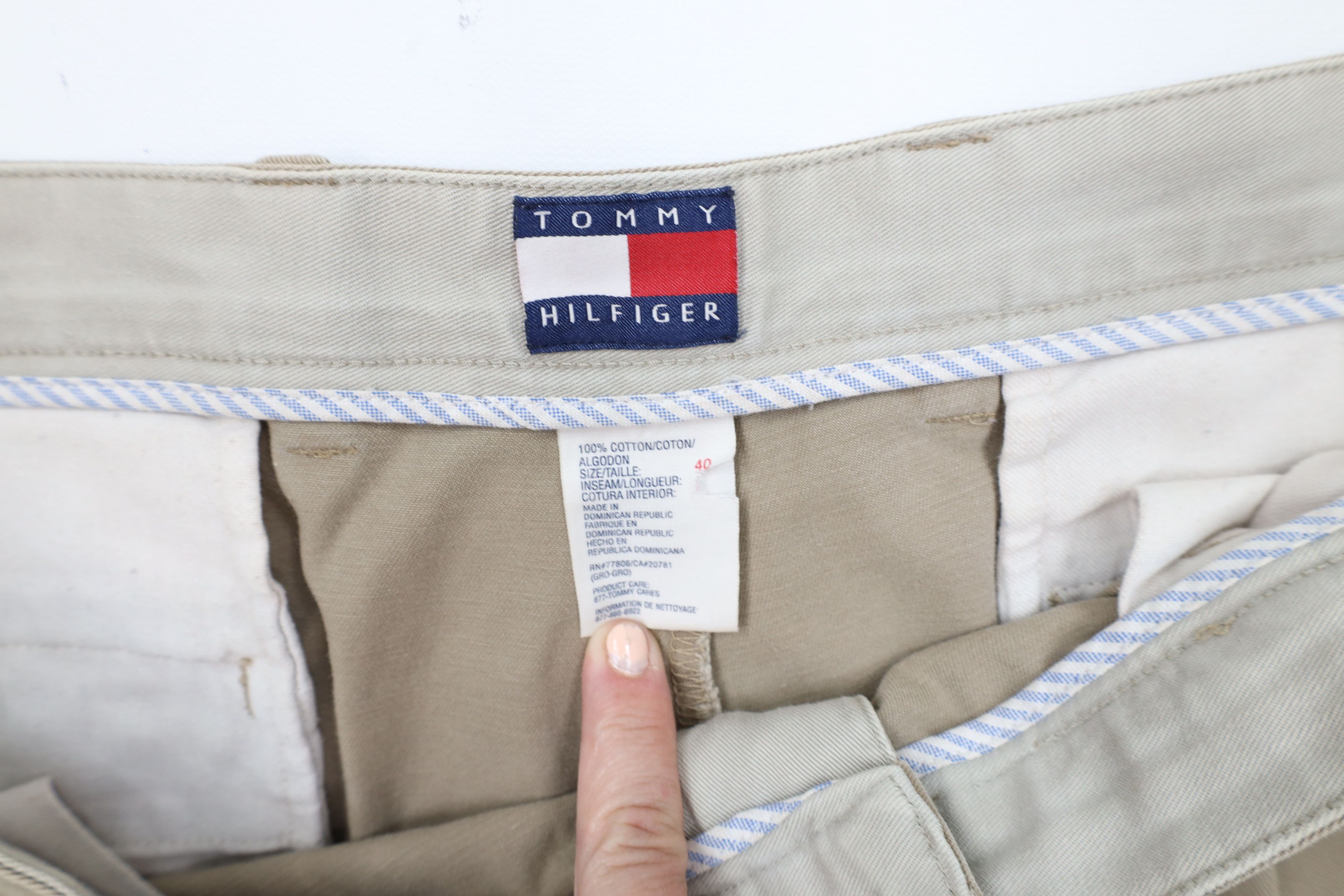 Tommy Hilfiger Vintage 90s Tommy Hilfiger Wide Leg Chino Pants Brown Size US 40 / EU 56 - 7 Thumbnail