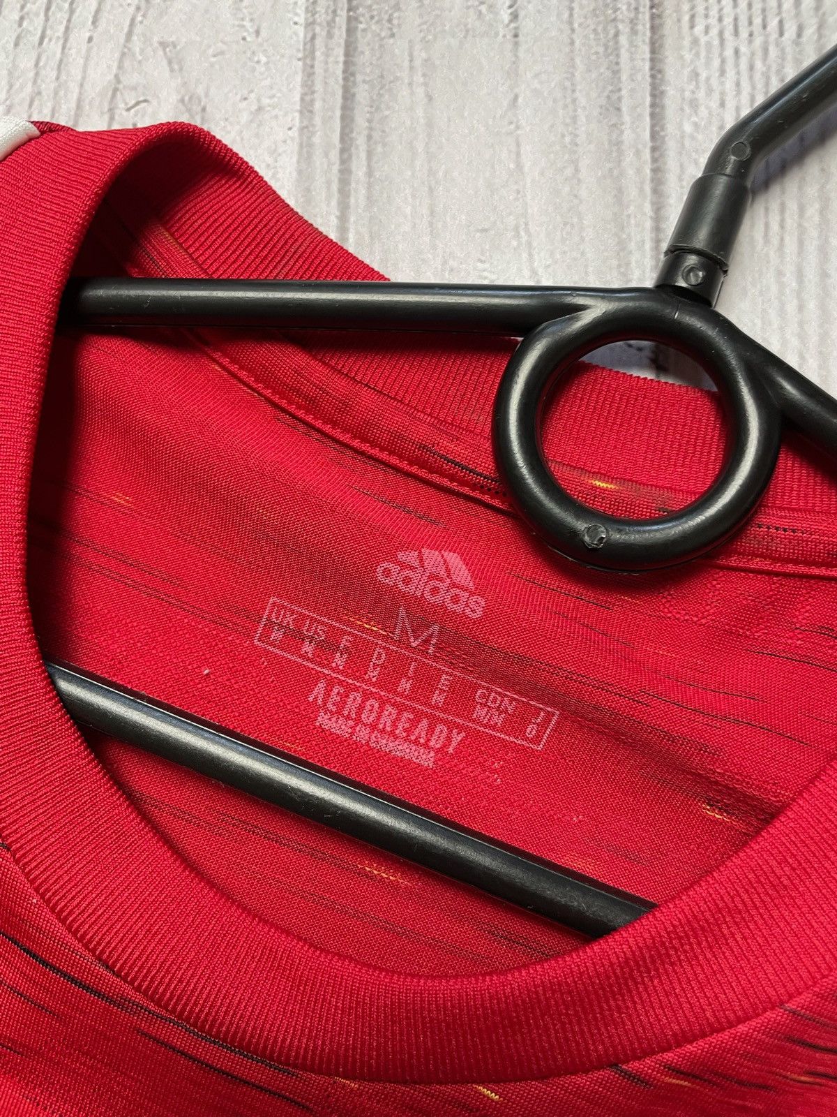 Adidas Manchester United adidas soccer jersey size M red logo Size US M / EU 48-50 / 2 - 3 Thumbnail