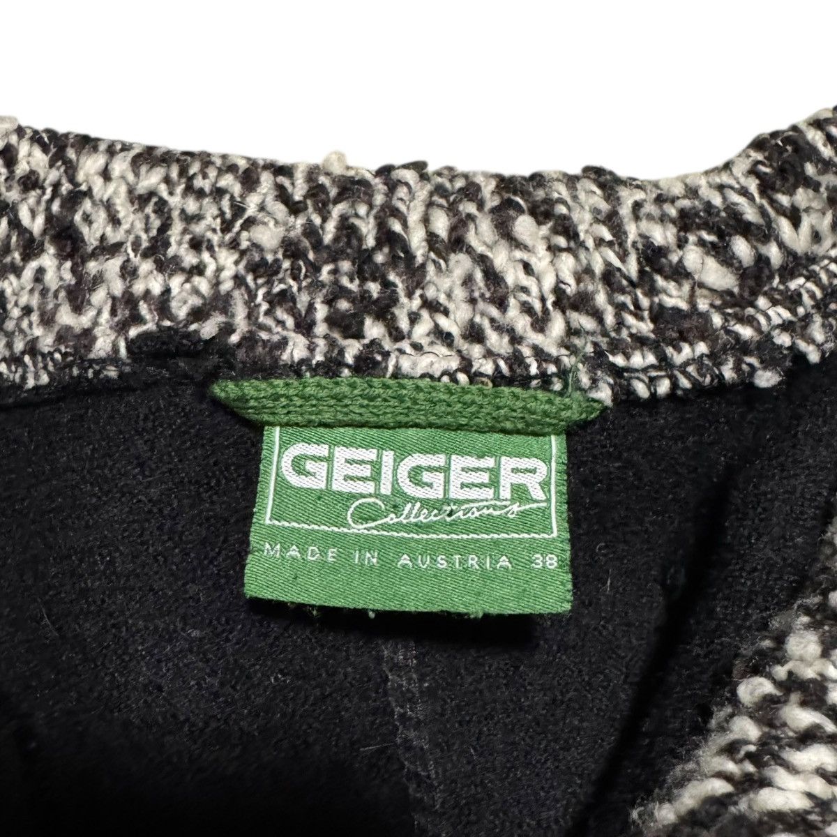 Other Geiger Austria Made Wool Button Front Coat Women's 38 (M) Size M / US 6-8 / IT 42-44 - 5 Thumbnail
