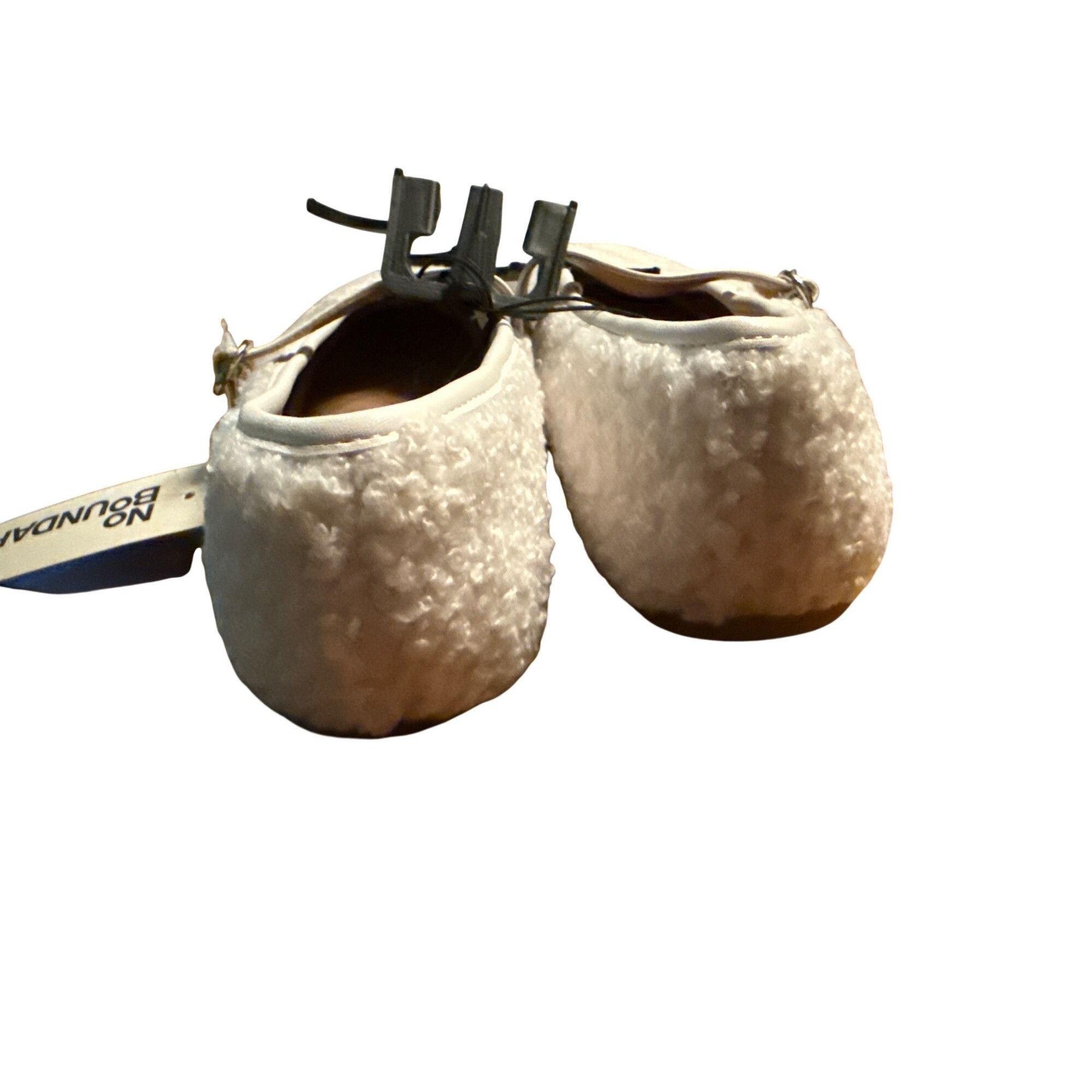 Other No Boundaries Womens White Sherpa Mary Jane Flats Size 7 Coz Size US 7 / IT 37 - 4 Thumbnail