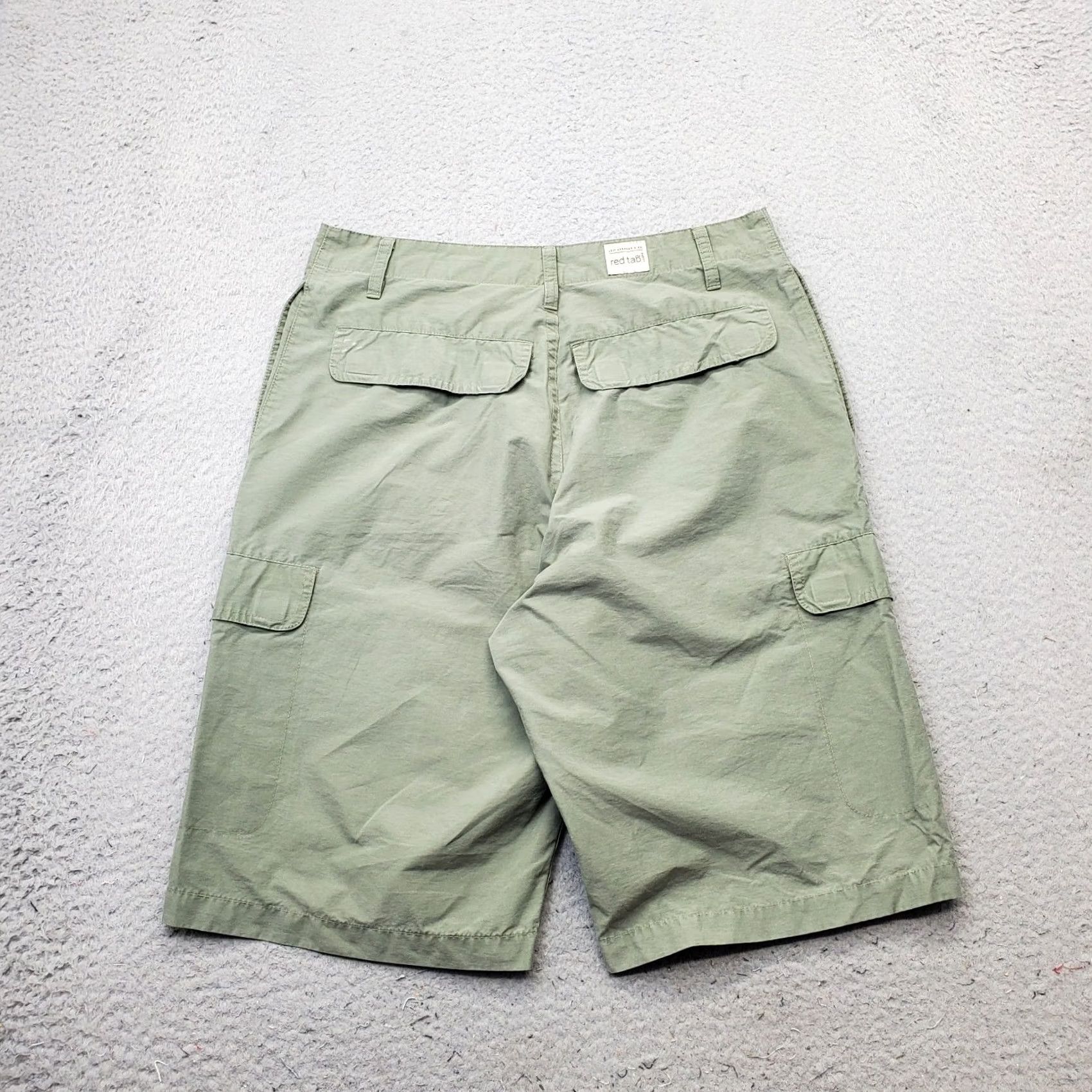 Levi's Levi's Cargo Shorts Mens 31 Green Flat Front Utility Pocket Hiking Outdoor Apparel Shirt? Size US 31 - 2 Thumbnail