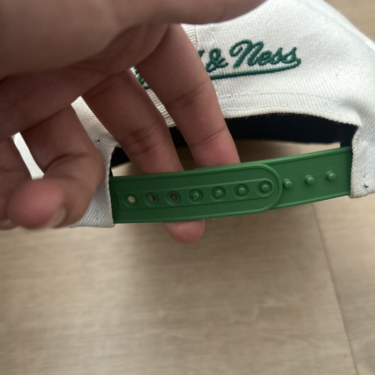 Mitchell & Ness Vintage Mitchell & Ness celtics snapback hat Size ONE SIZE - 4 Thumbnail