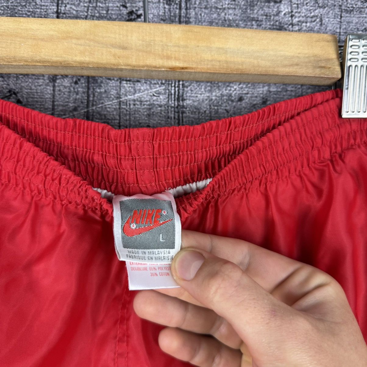 Nike Vintage 90s Nike swoosh nylon red shorts size L old retro Size US 34 / EU 50 - 3 Thumbnail