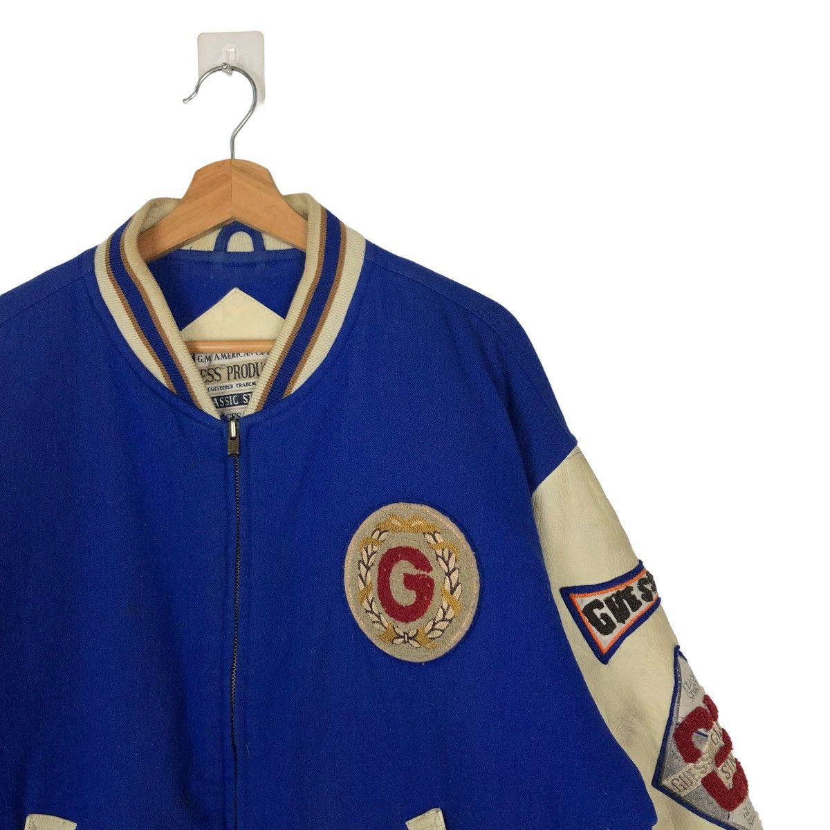 Guess 📌ACCEPT BINDING OFFER📌VINTAGE GUESS LEATHER VARSITY JACKET Size US L / EU 52-54 / 3 - 6 Thumbnail
