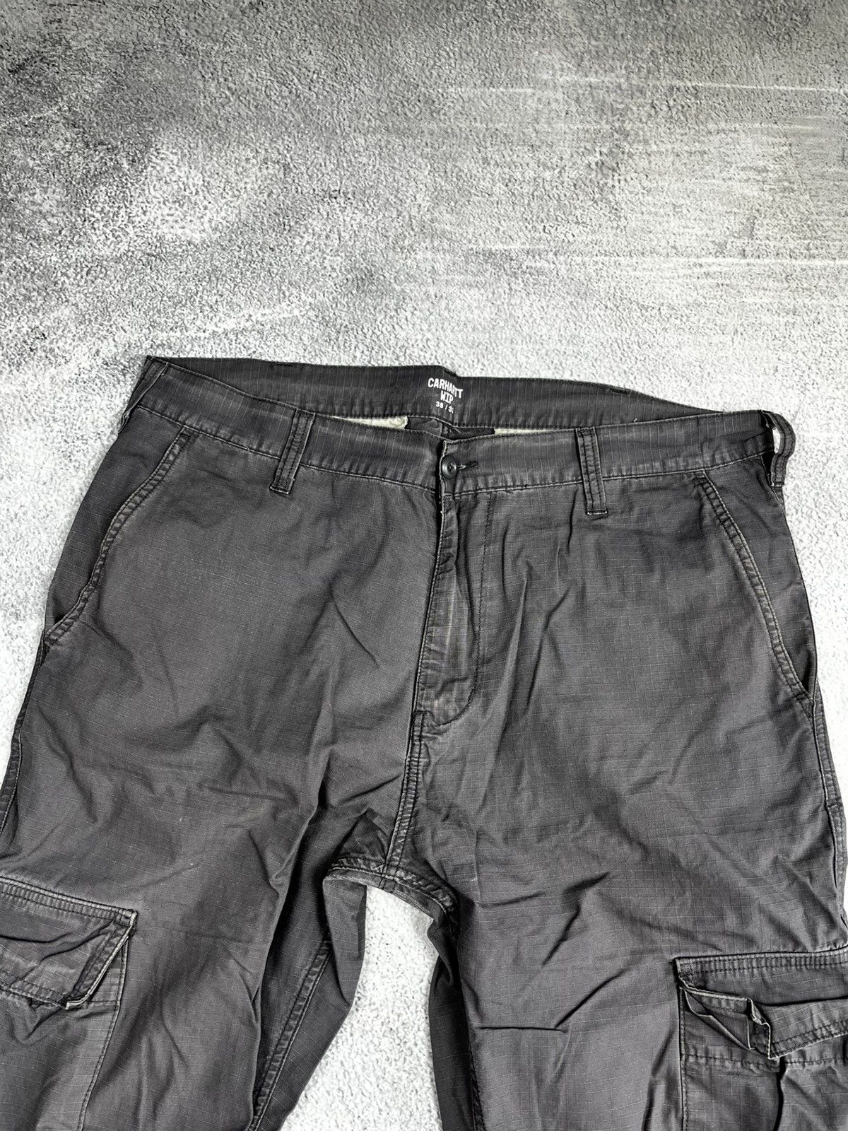 Carhartt Carhartt cargo pants size 38/32 Size US 38 / EU 54 - 3 Thumbnail