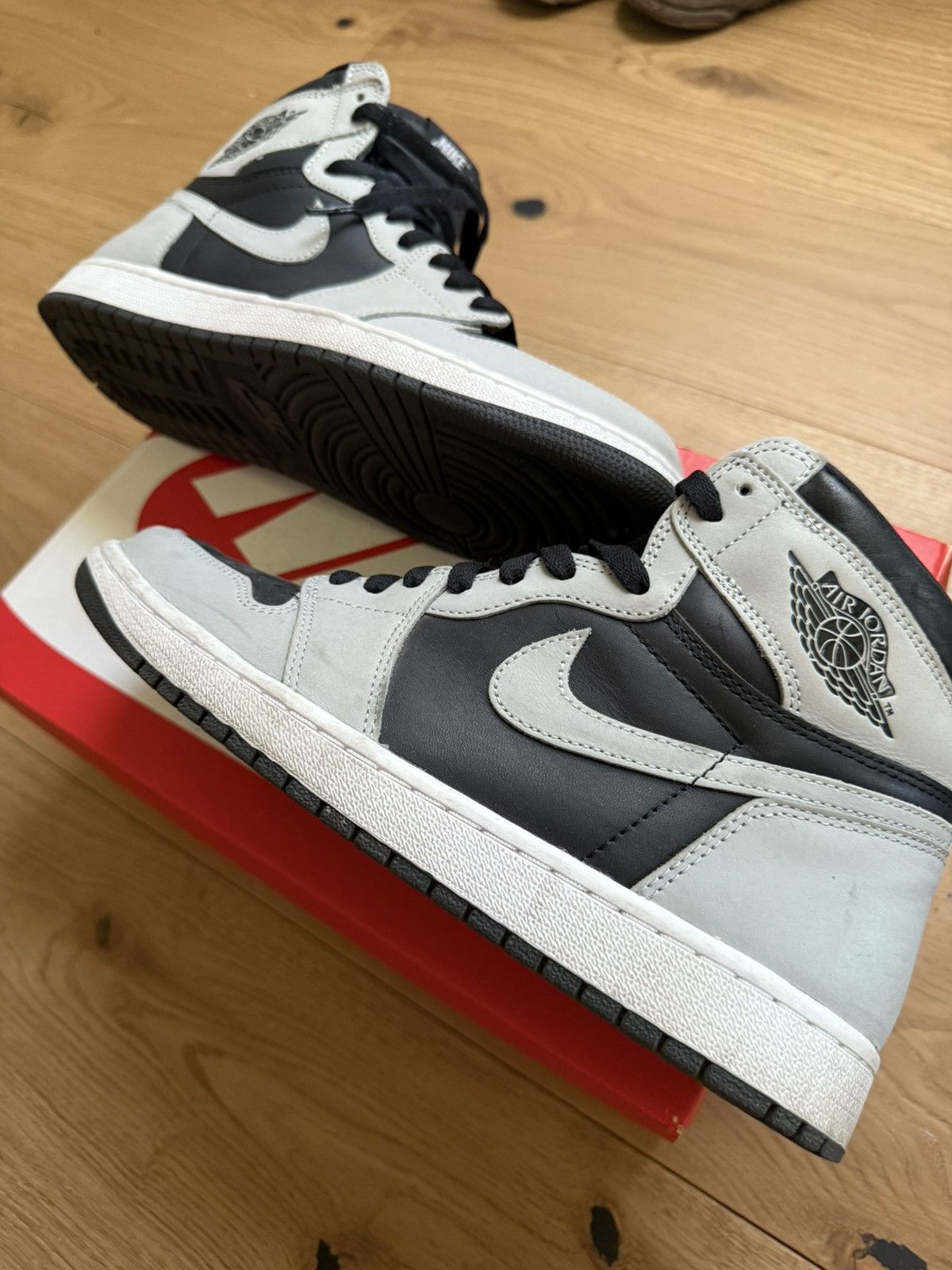 Jordan Brand NIKE AIR JORDAN 1 HI TOP SHADOW 2.0 SNEAKERS Size US 10 / EU 43 - 2 Thumbnail