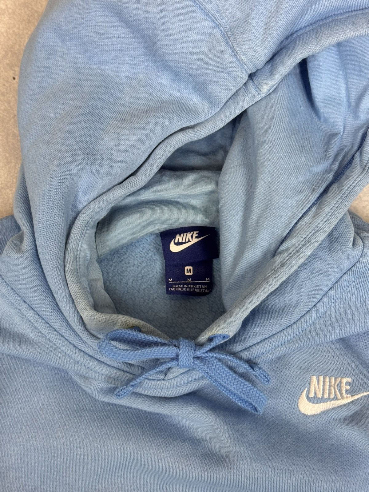 Nike Vintage Nike Small Swoosh Baby Blue Hoodie Y2K Size US M / EU 48-50 / 2 - 3 Thumbnail