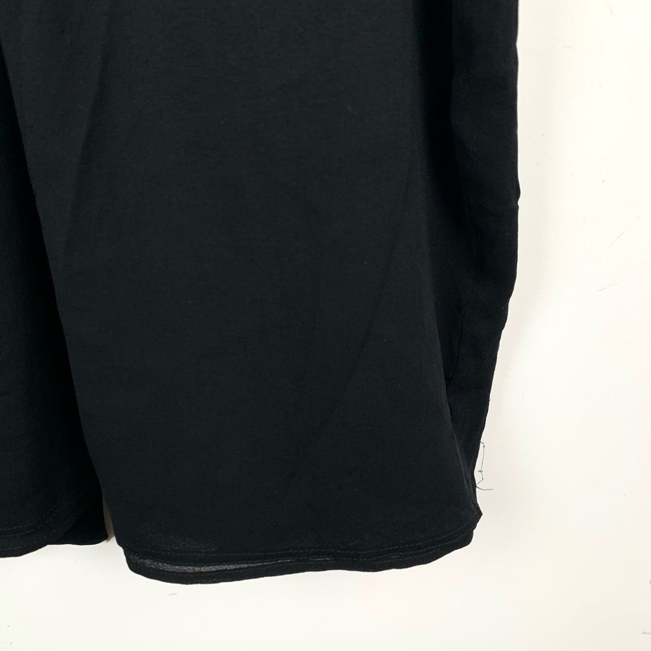 Burberry Burberry Black Silk Short-Sleeve Round-Neck Dress (Size 38) Size XS / US 0-2 / IT 36-38 - 4 Thumbnail