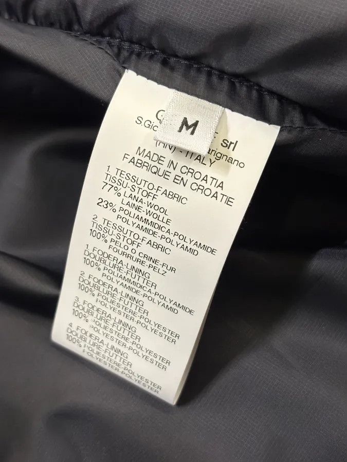 Marithe + Francois Girbaud 1990s Marithé + François Girbaud Navy Wool Quilted Fur Collar Long Coat Size M / US 6-8 / IT 42-44 - 10 Thumbnail