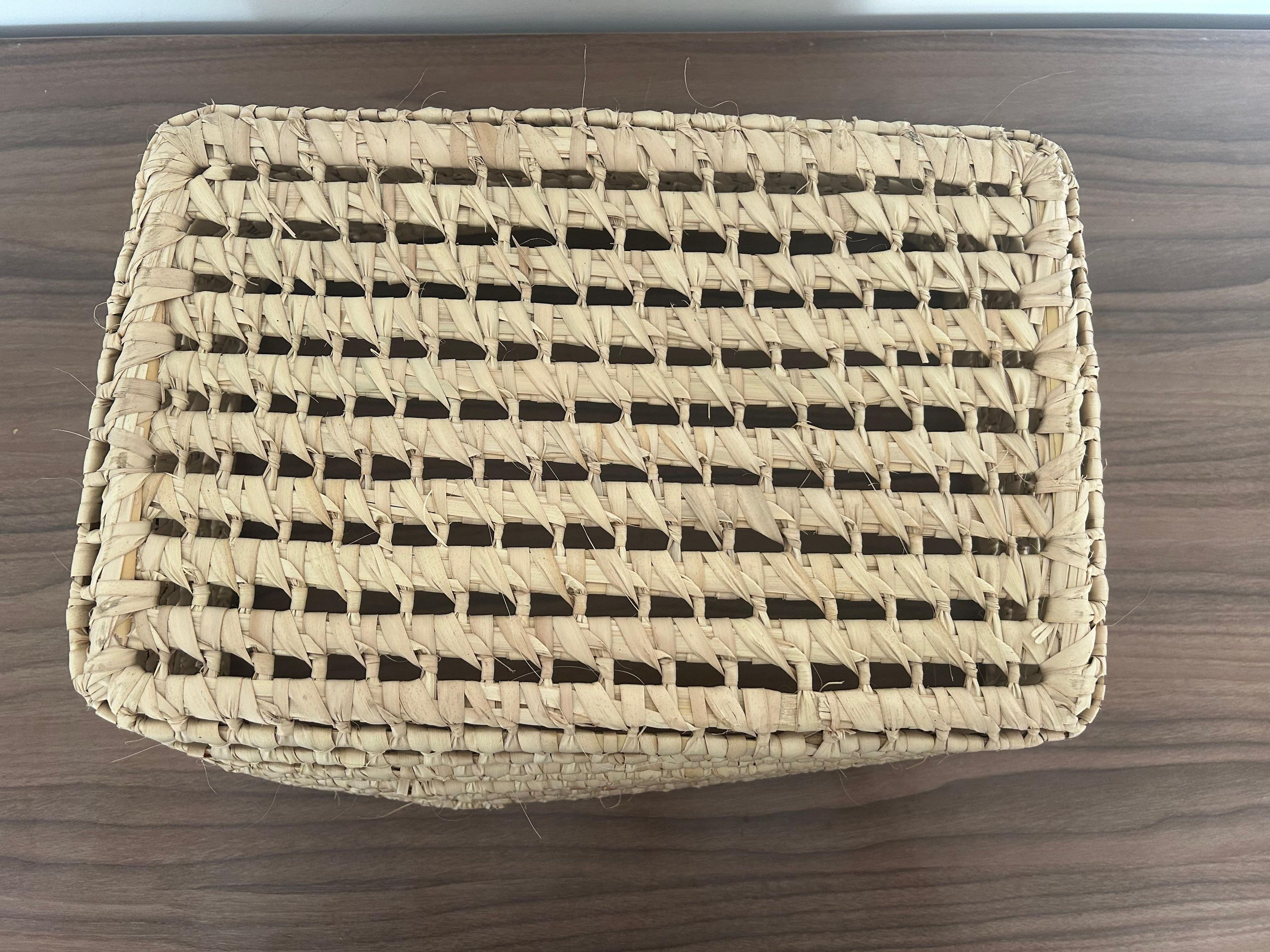 Vintage Moroccan Natural Palm Leaf Basket Size ONE SIZE - 6 Thumbnail