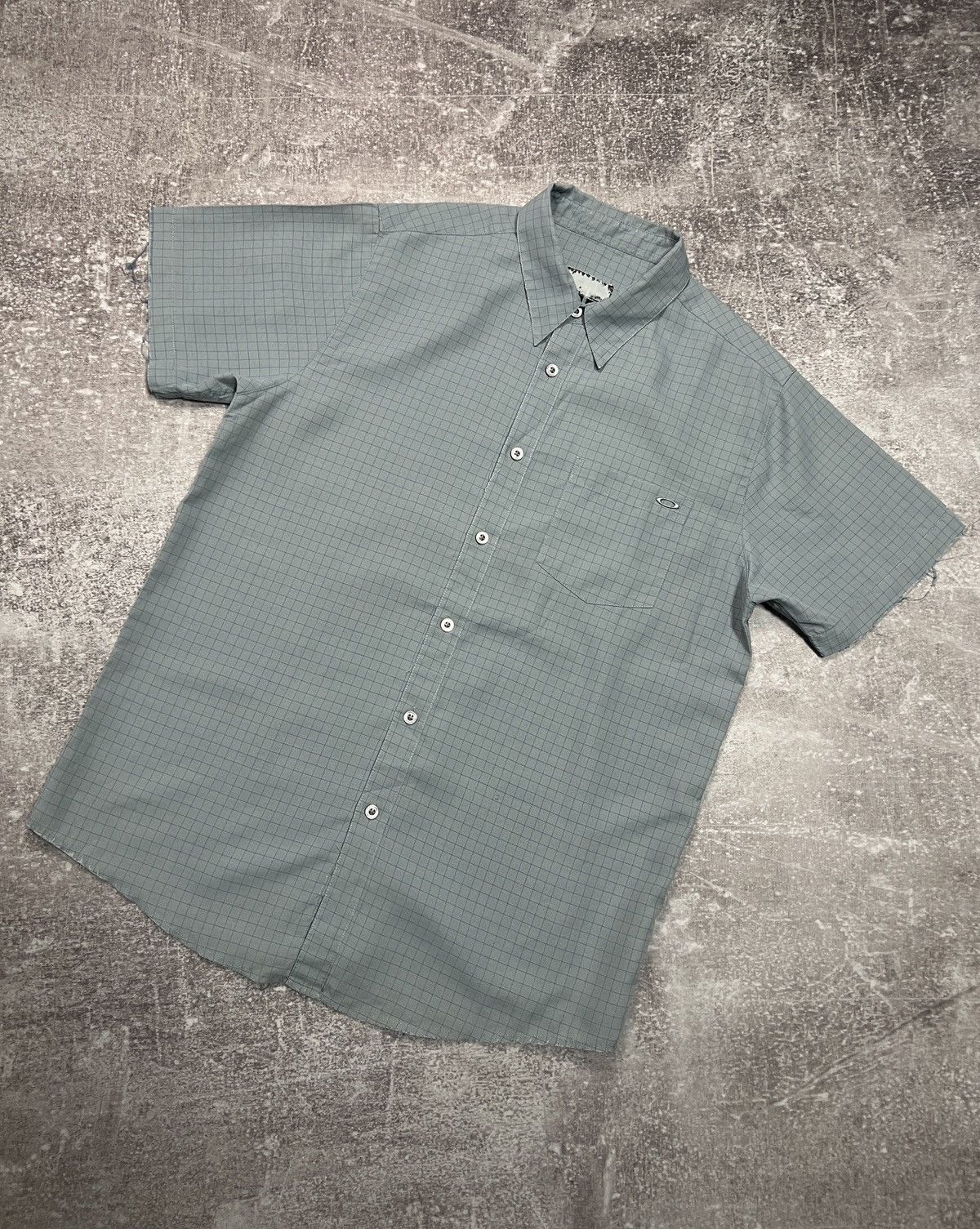 Oakley 90’s Oakley Shirt button up Rayon Metal Logo Size US L / EU 52-54 / 3 - 1 Thumbnail