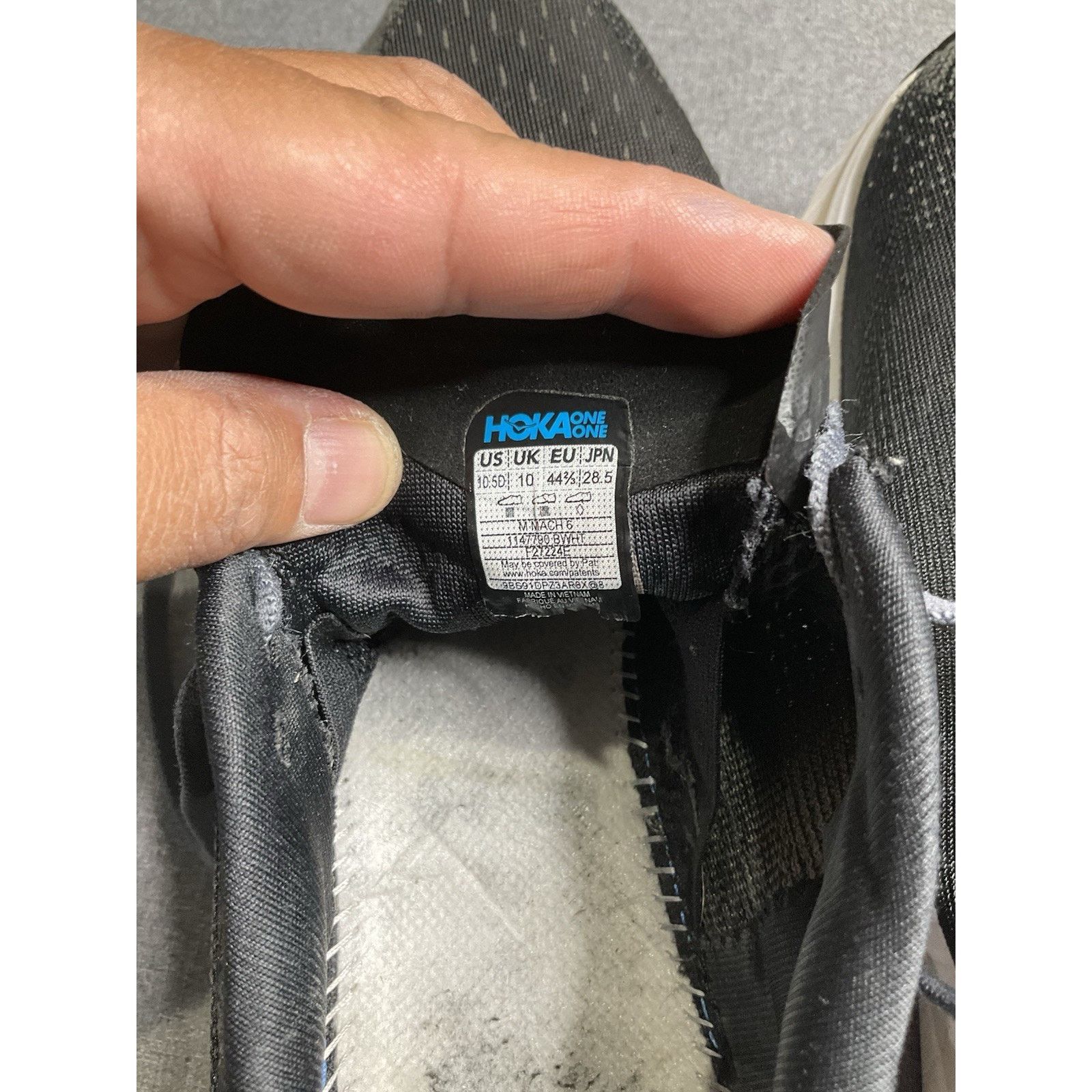 Hoka Hoka One One Men's Mach 6 Black White Size 10.5 Used Size US 10.5 / EU 43-44 - 8 Thumbnail