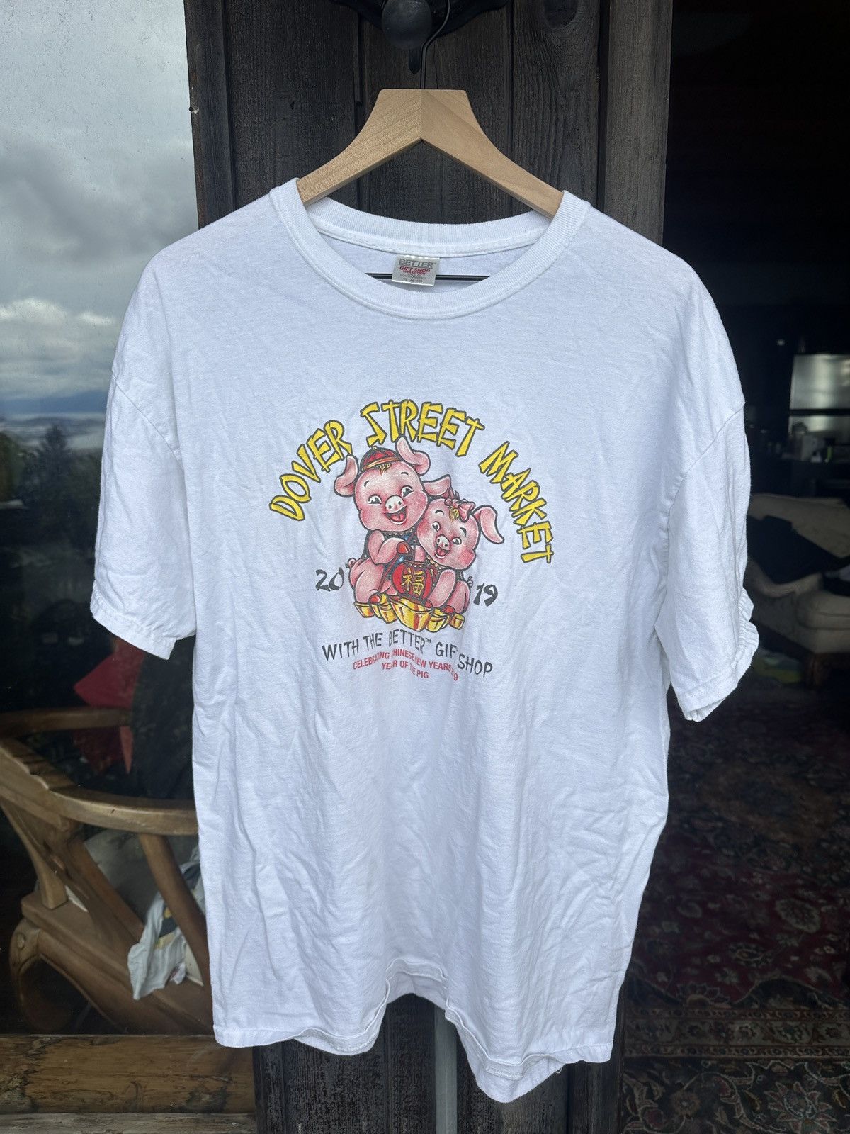 Dover Street Market Dover Street Market x Better Gift Shop Year of the Pig Tee Size US XL / EU 56 / 4 - 1 Thumbnail