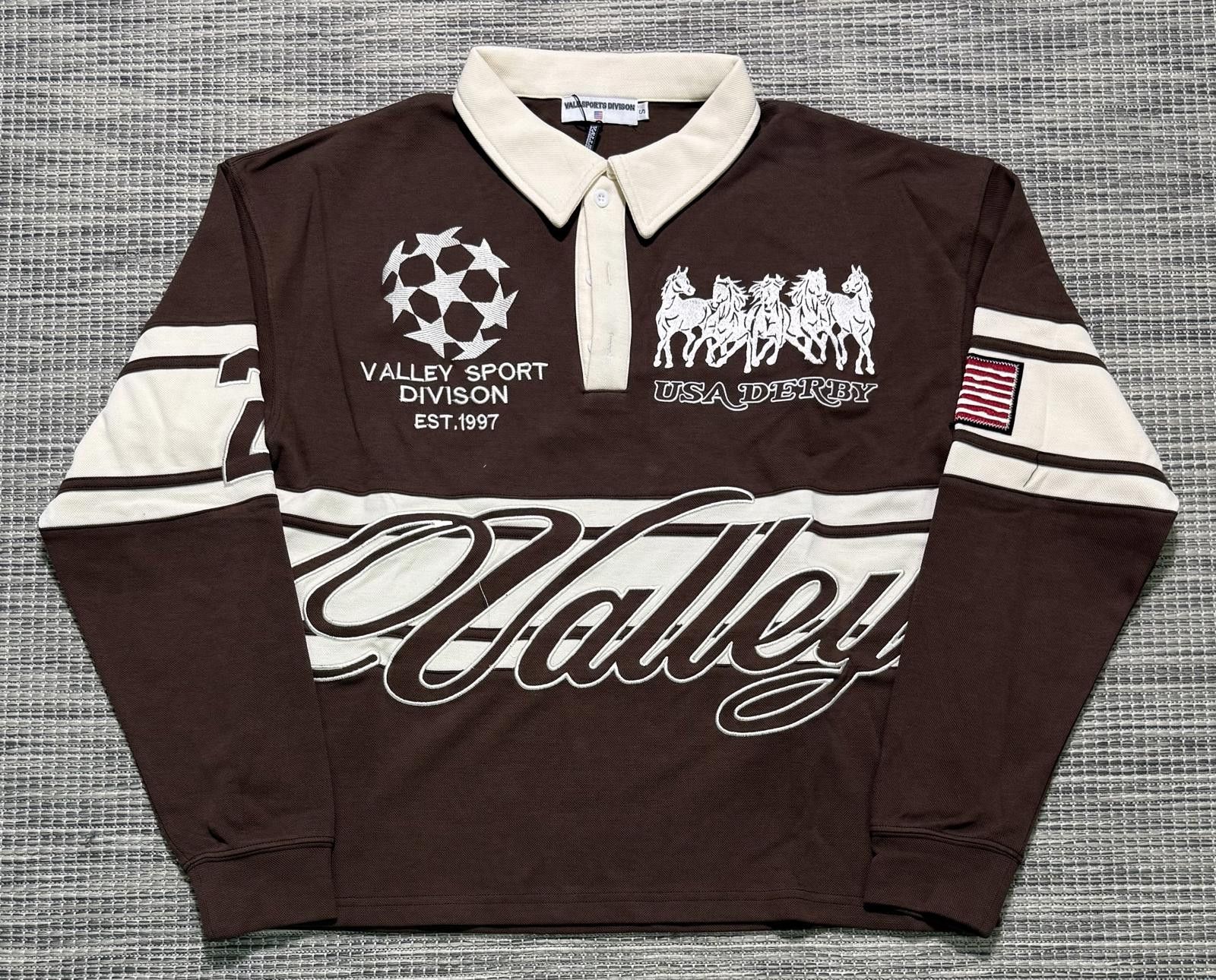 Vale Vale Forever Chocolate Derby Rugby L/S Size US XXL / EU 58 / 5 - 1 Thumbnail