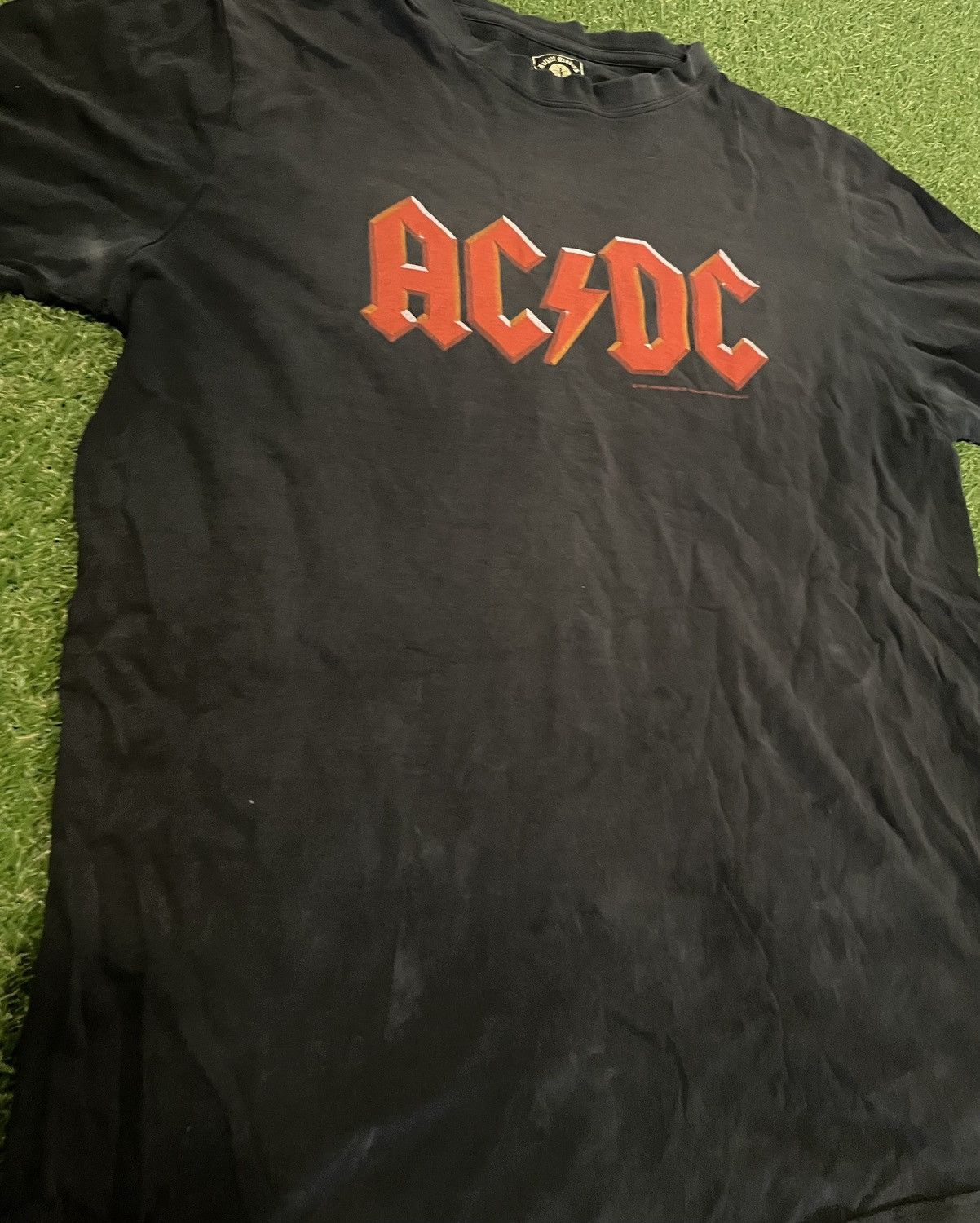 AC/DC × Vintage AC/DC Vintage 2003 distressed y2k t-shirt Size US M / EU 48-50 / 2 - 2 Thumbnail