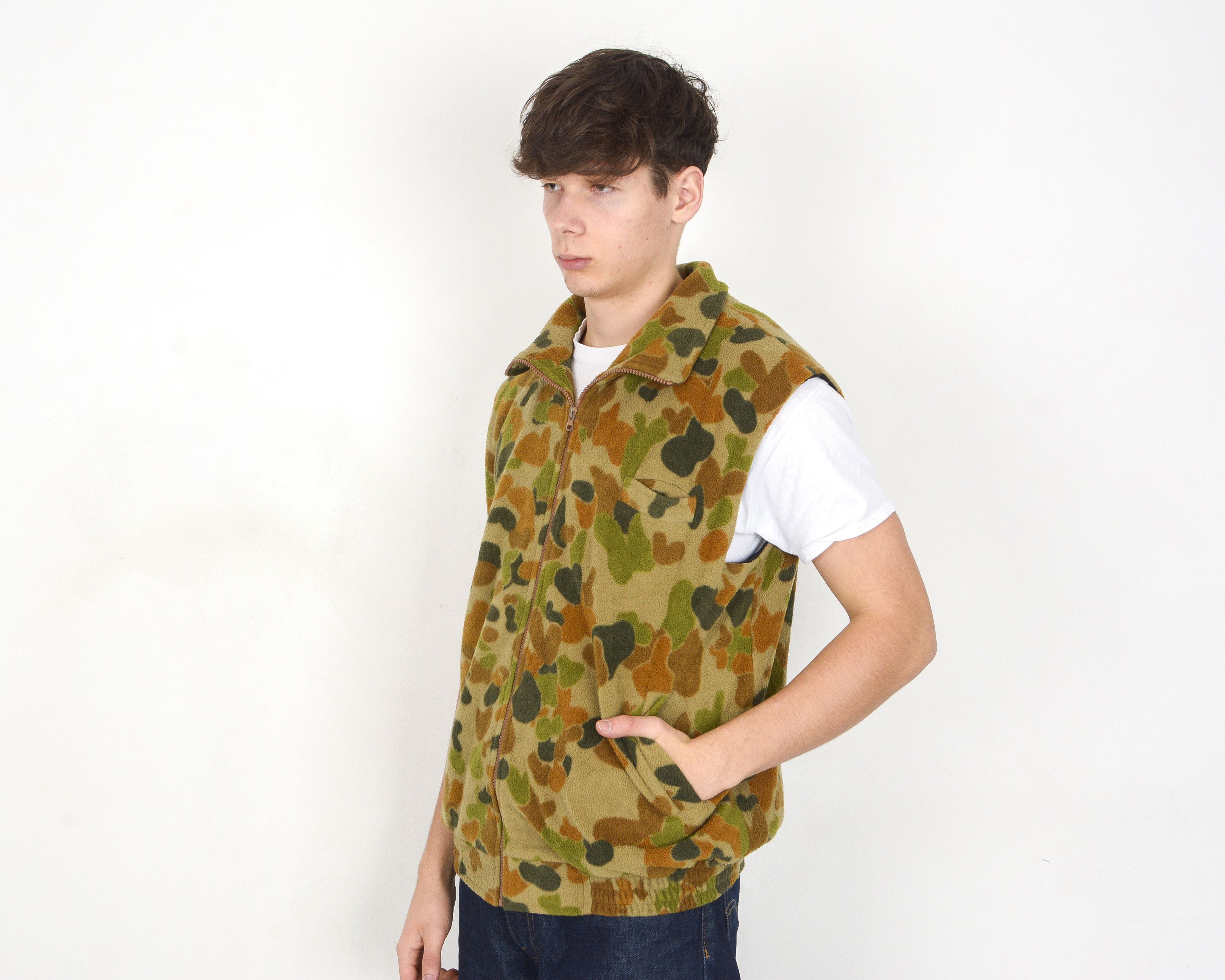 Man Made In Australia Australian Army XL Military Fleece Vest jacket tank gilet Size US XL / EU 56 / 4 - 2 Thumbnail