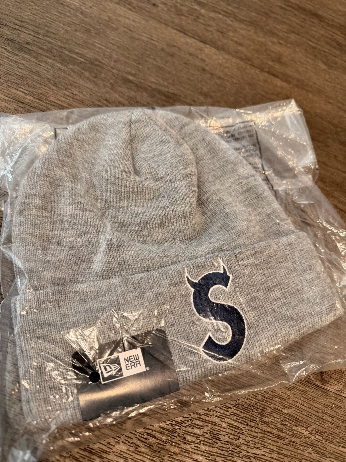 Supreme FW22 grey supreme S logo devil beanie. | Grailed