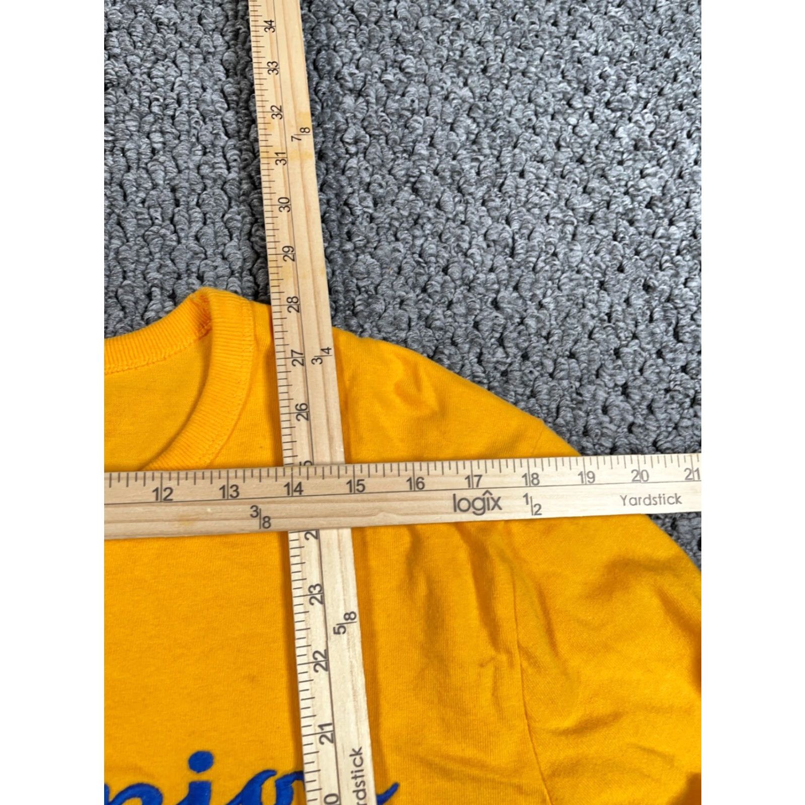 Champion Champion T-Shirt Long Sleeve Embroidered Script Adult Medium Gold Yellow Logo Size US M / EU 48-50 / 2 - 7 Thumbnail
