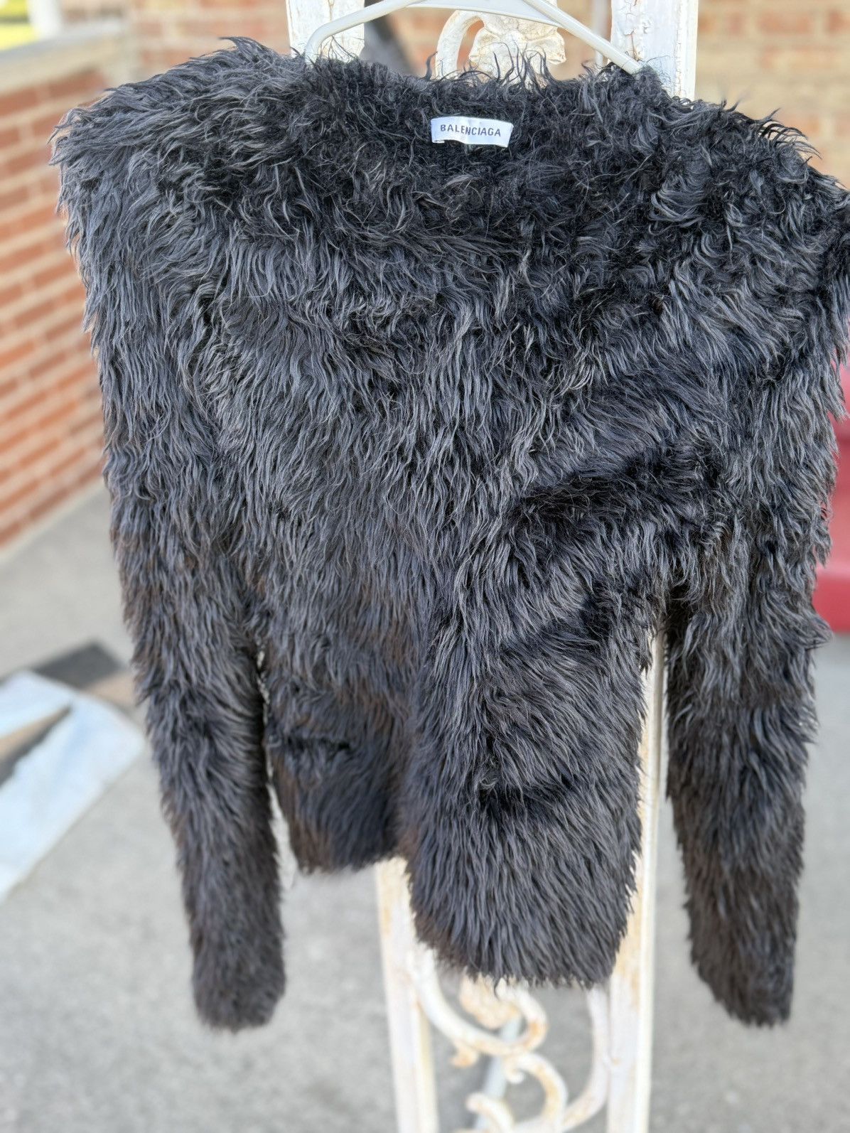 Balenciaga Balenciaga A/W 18 Faux Fur Sweater Size US S / EU 44-46 / 1 - 1 Thumbnail