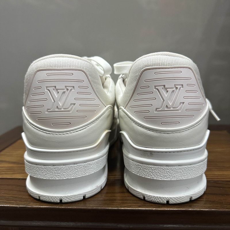 Louis Vuitton Louis Vuitton Trainer Sneaker in White Leather -2508 Size US 9.5 / EU 42-43 - 3 Thumbnail