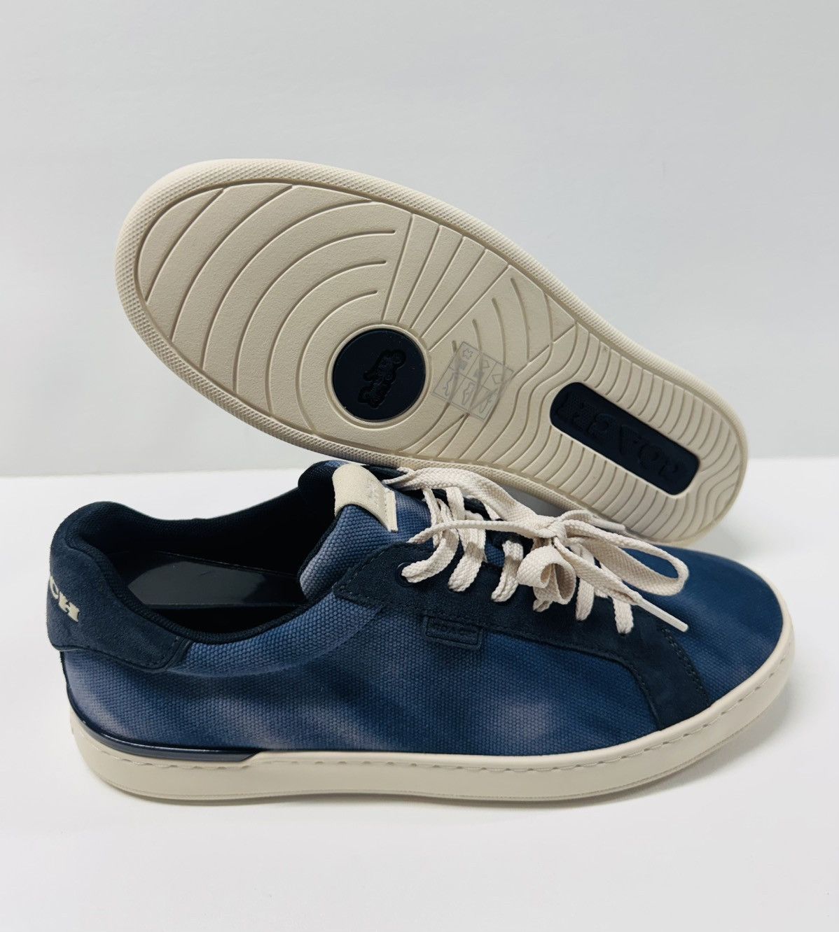 Coach Coach Low Top Canvas/Suede Sneakers Size US 11 / EU 44 - 1 Thumbnail