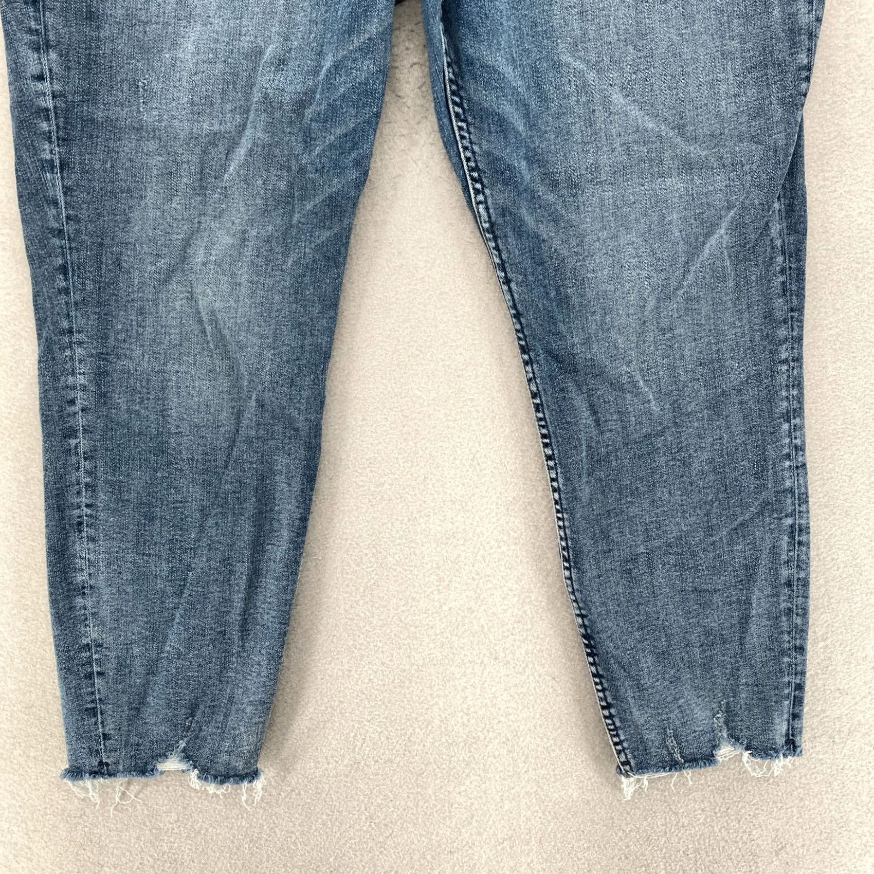Silver Jeans Co. Silver Jeans Calley Skinny Crop Women's 18 Blue Stretch Denim Distressed Grunge Skinny Jeans Size 26" / US 2 / IT 38 - 3 Thumbnail